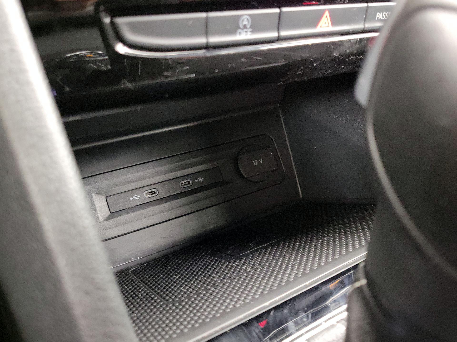 Thumbnail: 2023 Volkswagen Atlas - 18