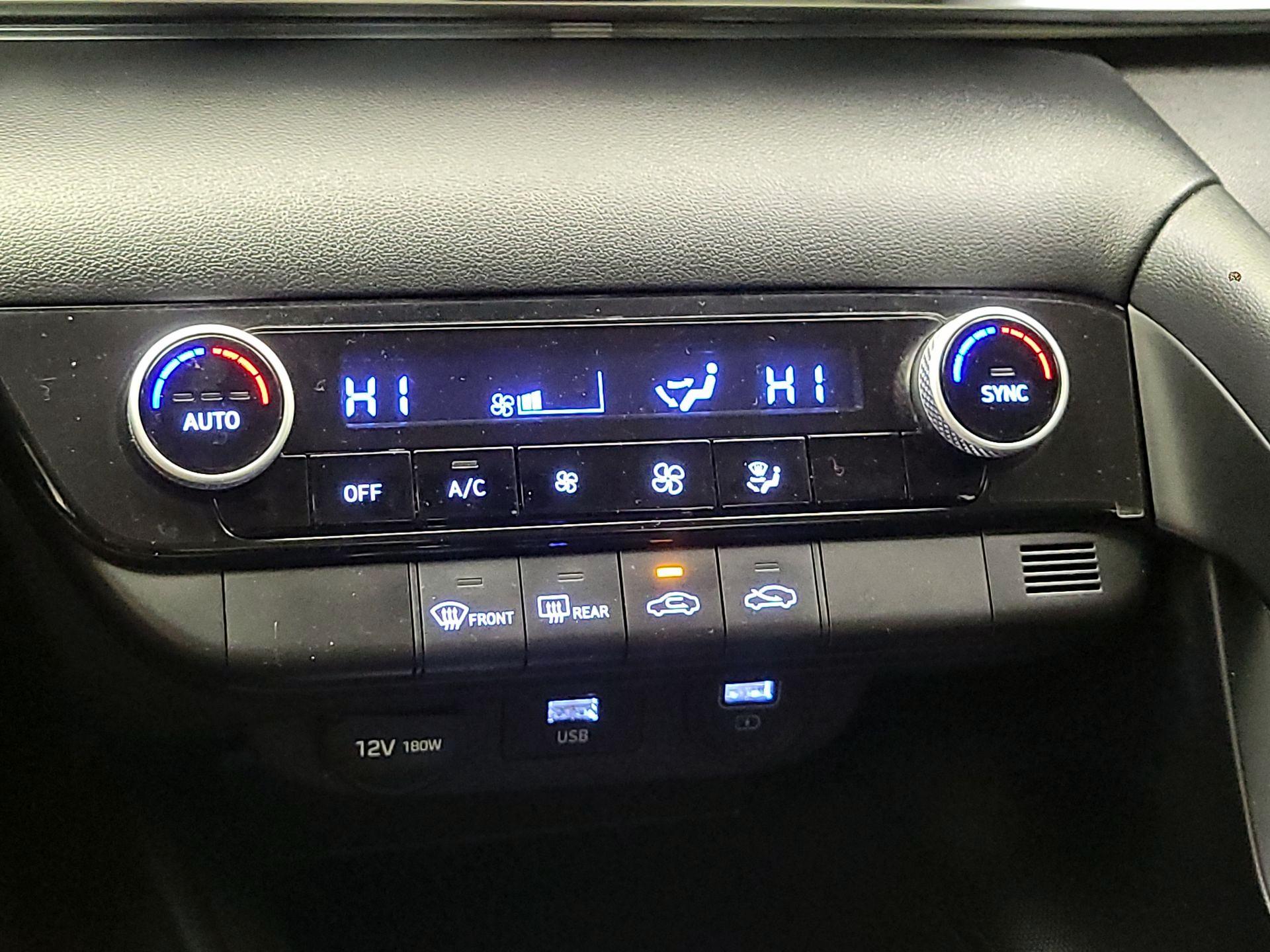 Thumbnail: 2021 Hyundai Elantra - 16