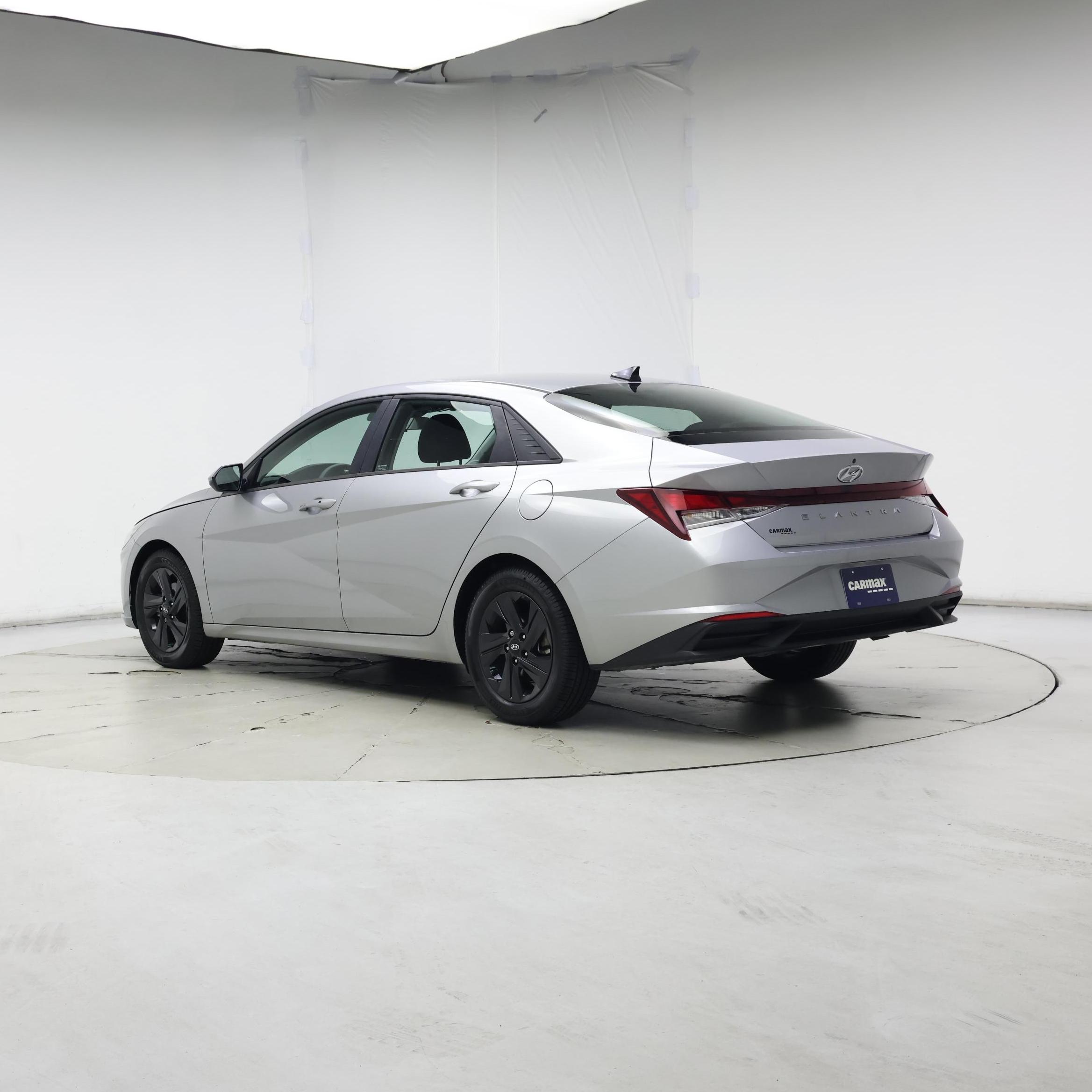 Thumbnail: 2021 Hyundai Elantra - 2