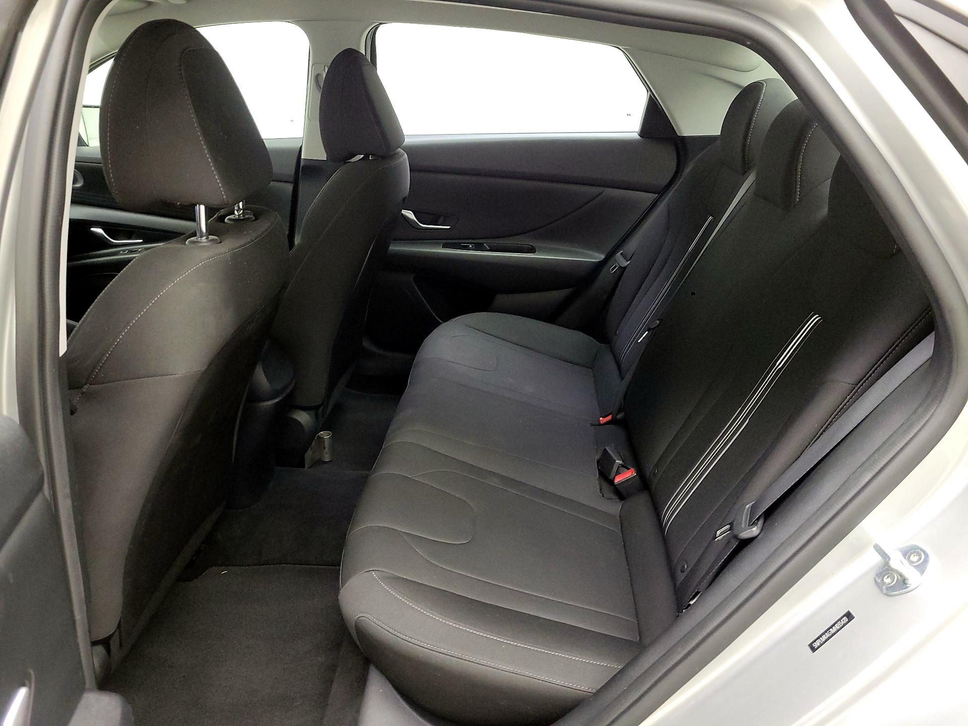 Thumbnail: 2021 Hyundai Elantra - 19