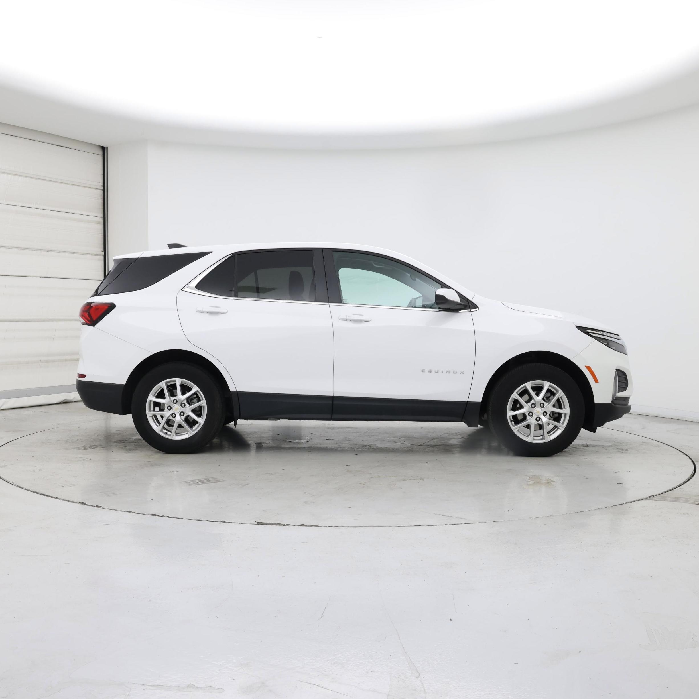 Thumbnail: 2022 Chevrolet Equinox - 7