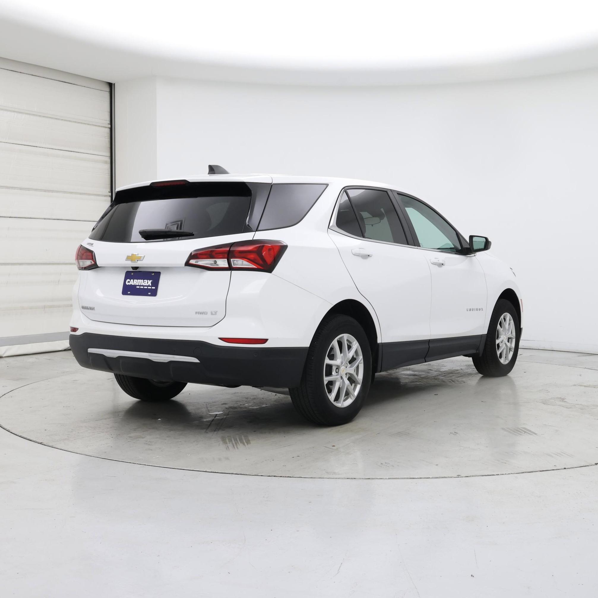 Thumbnail: 2022 Chevrolet Equinox - 8