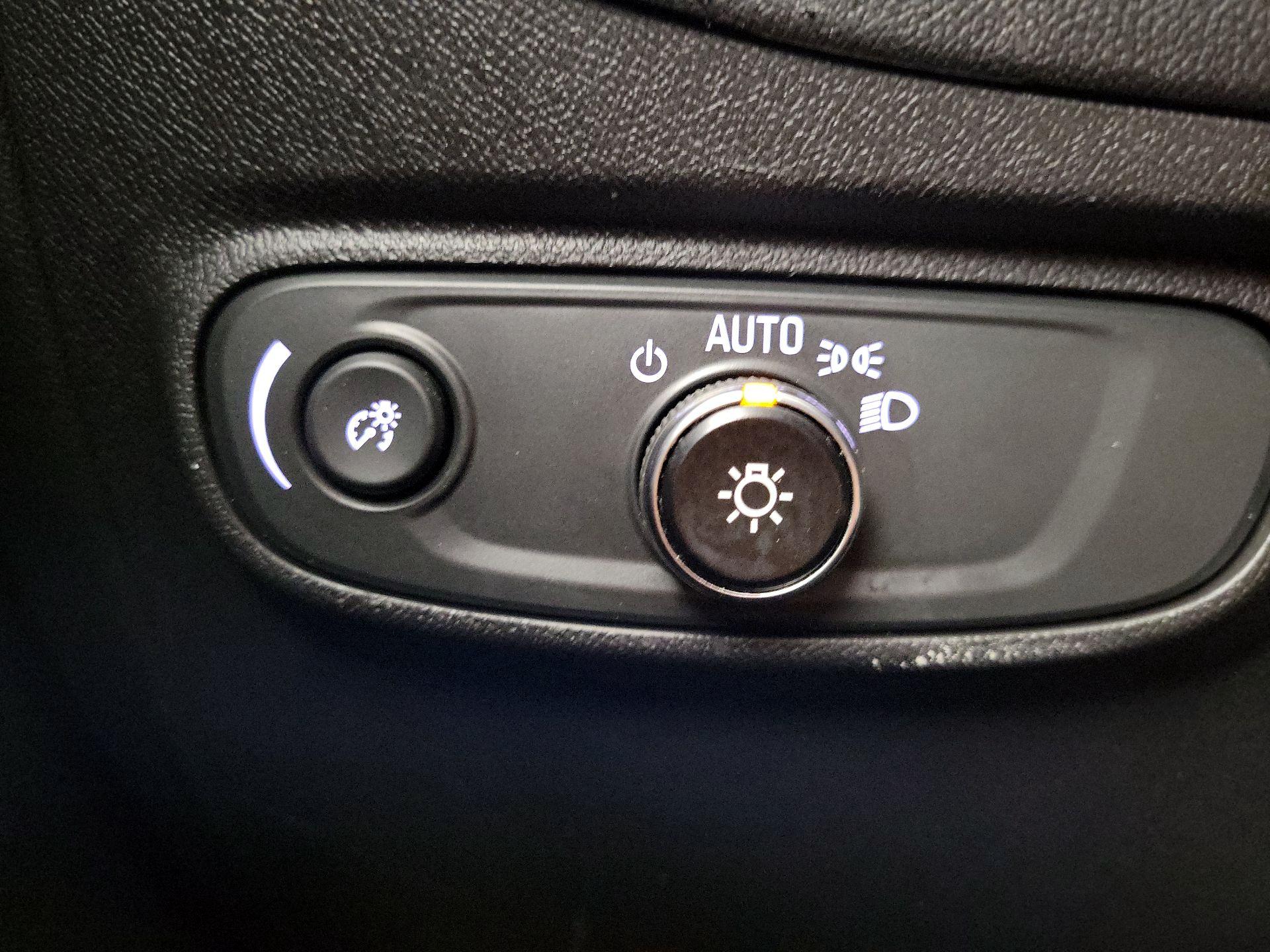 Thumbnail: 2023 Chevrolet Equinox - 11