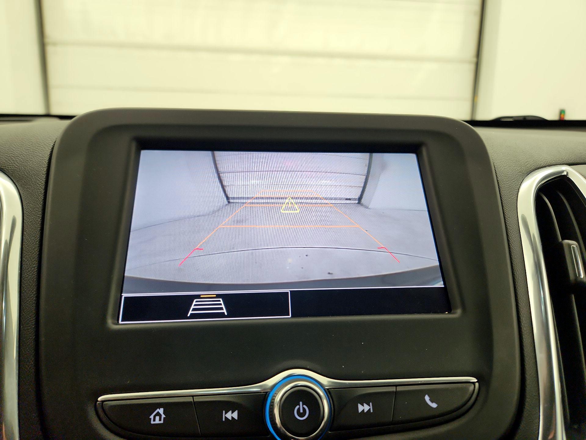 Thumbnail: 2022 Chevrolet Equinox - 14