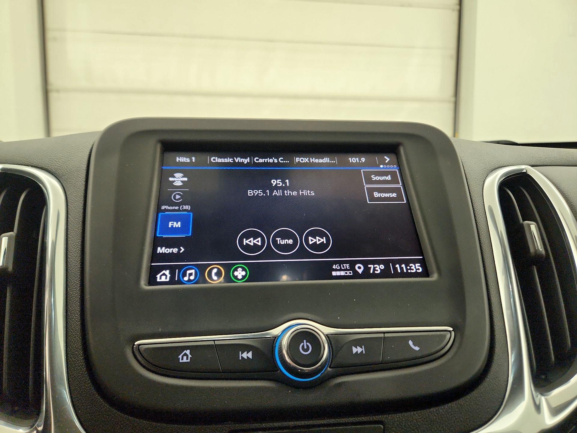 Thumbnail: 2022 Chevrolet Equinox - 15