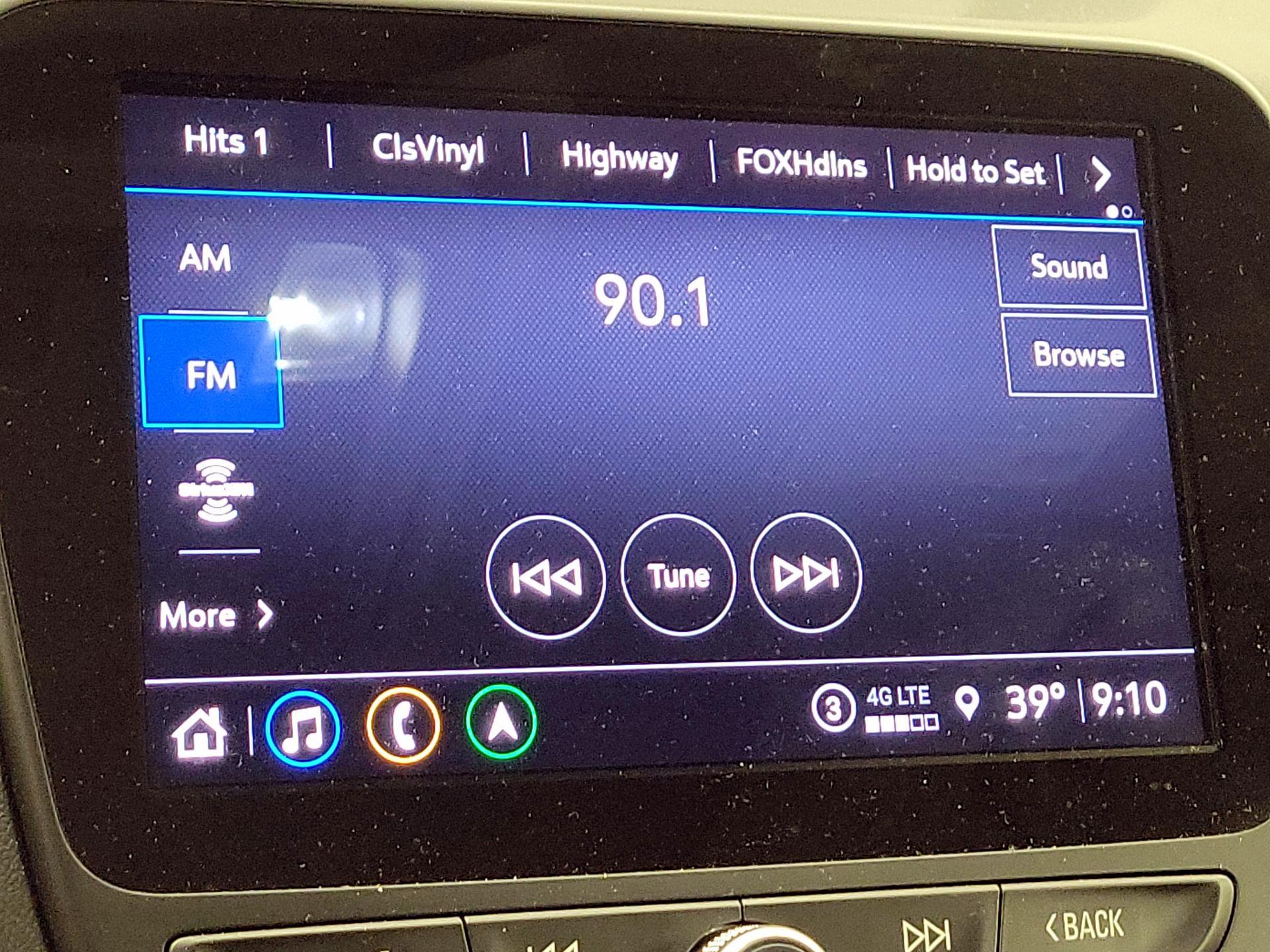 Thumbnail: 2022 Chevrolet Equinox - 16