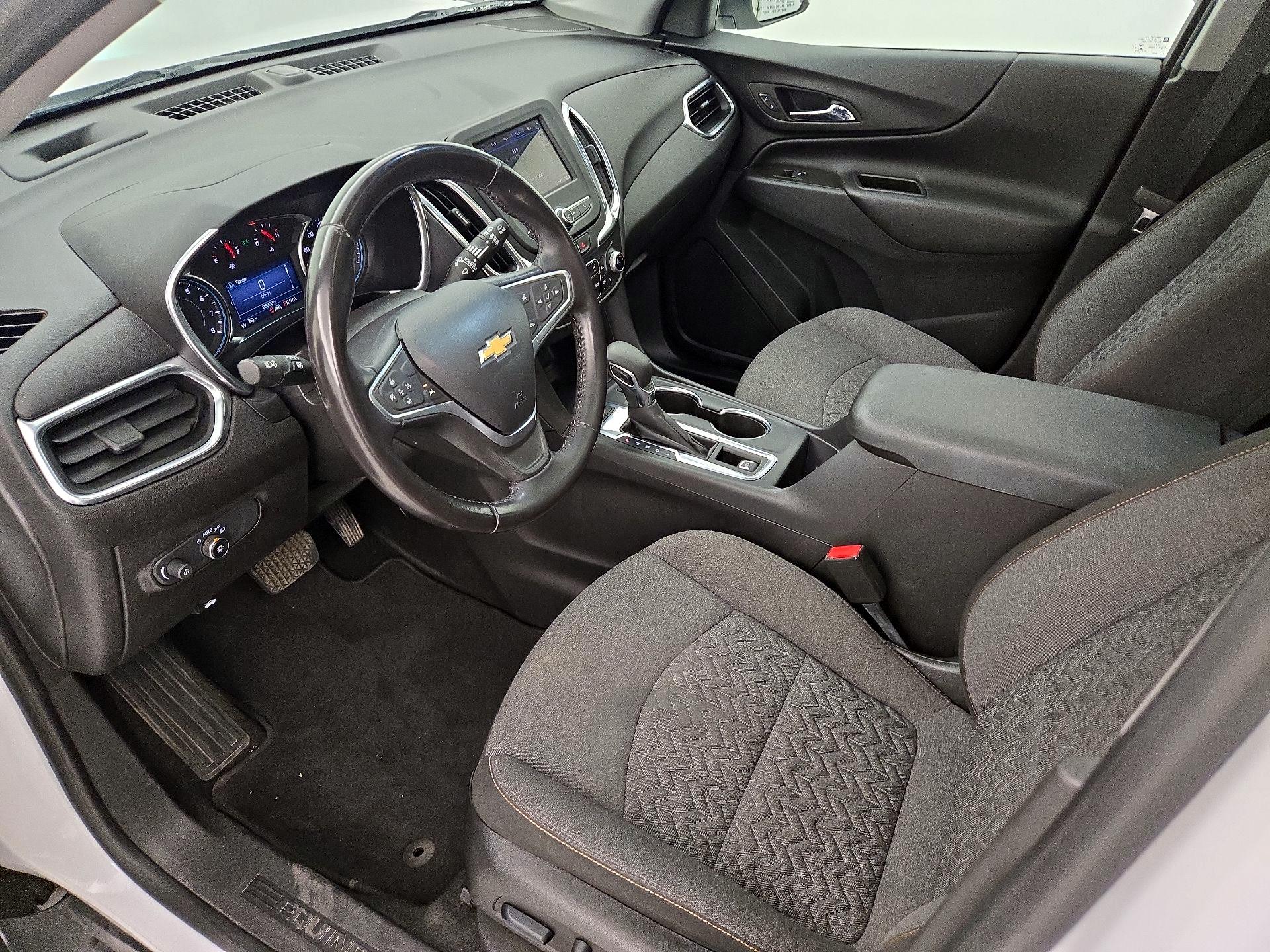 Thumbnail: 2022 Chevrolet Equinox - 11