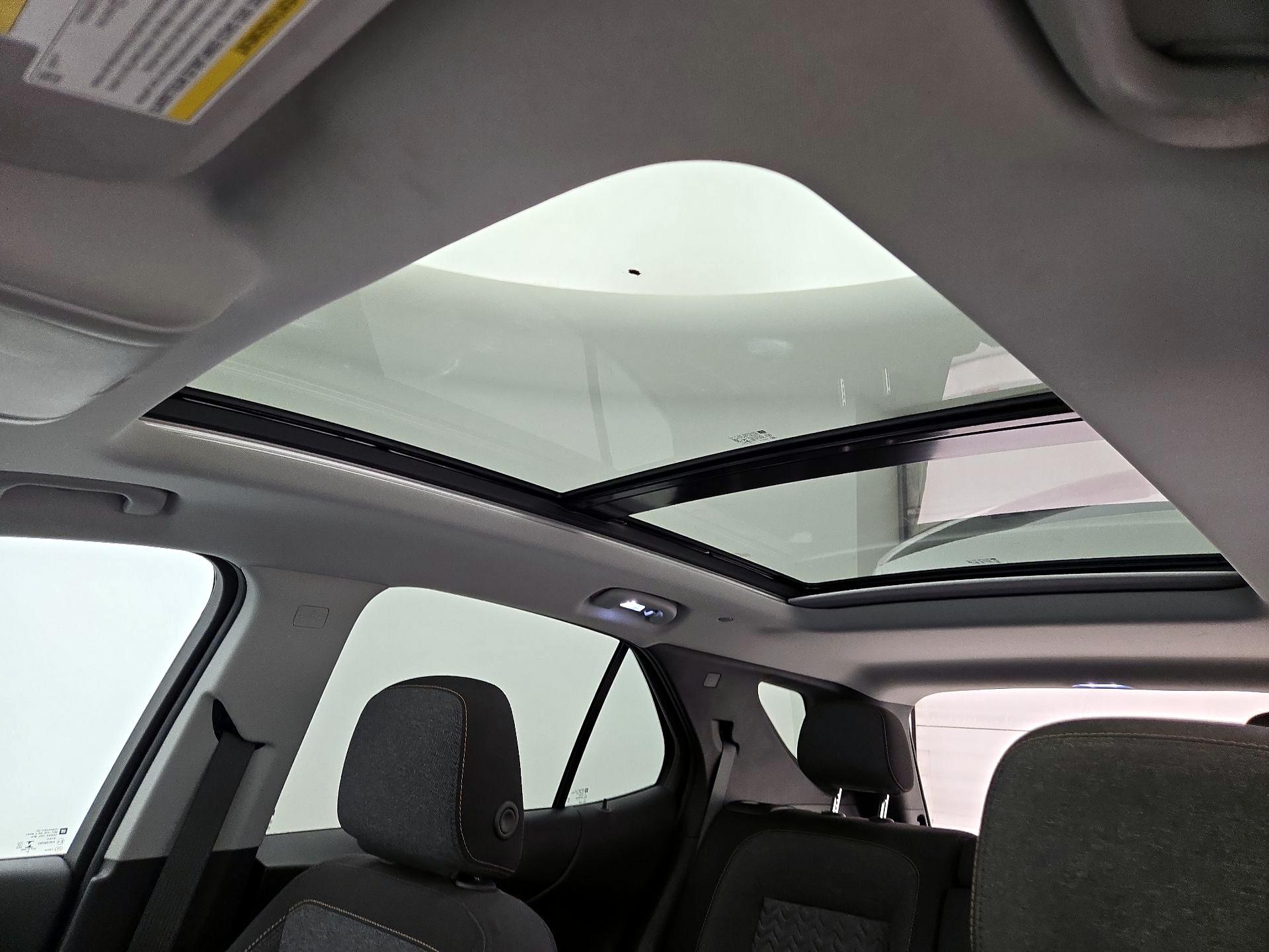 Thumbnail: 2022 Chevrolet Equinox - 19