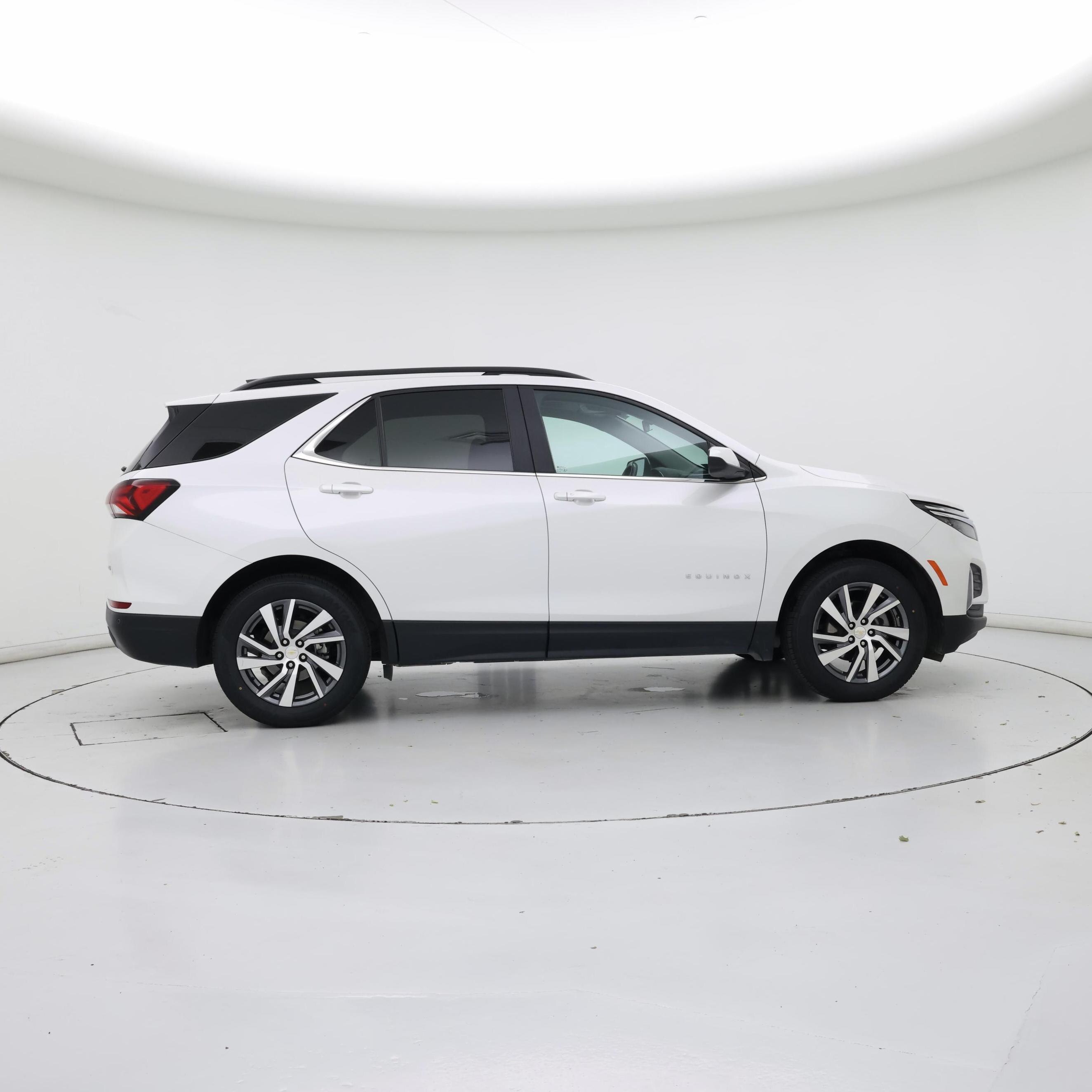 Thumbnail: 2022 Chevrolet Equinox - 7