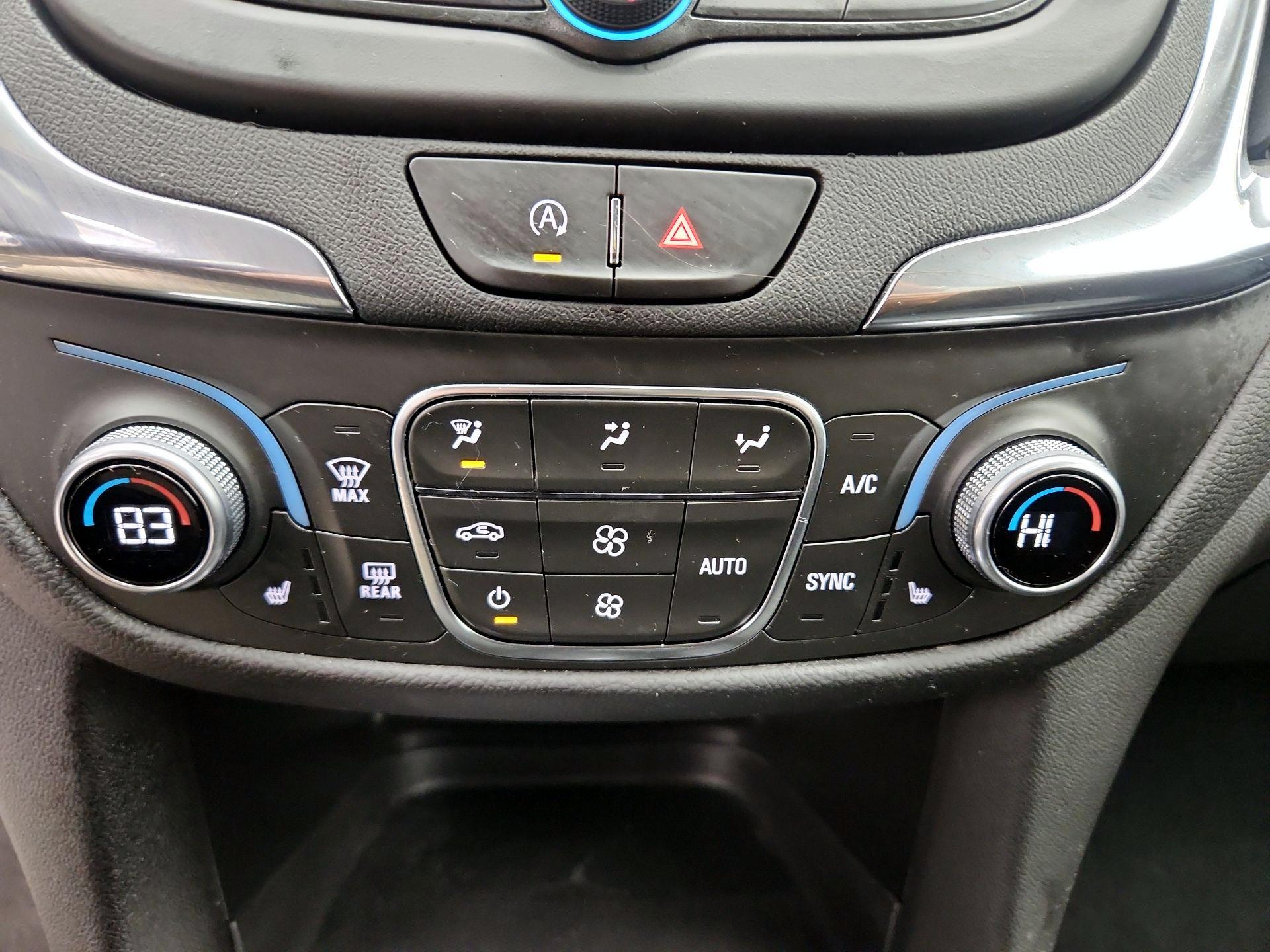 Thumbnail: 2022 Chevrolet Equinox - 16