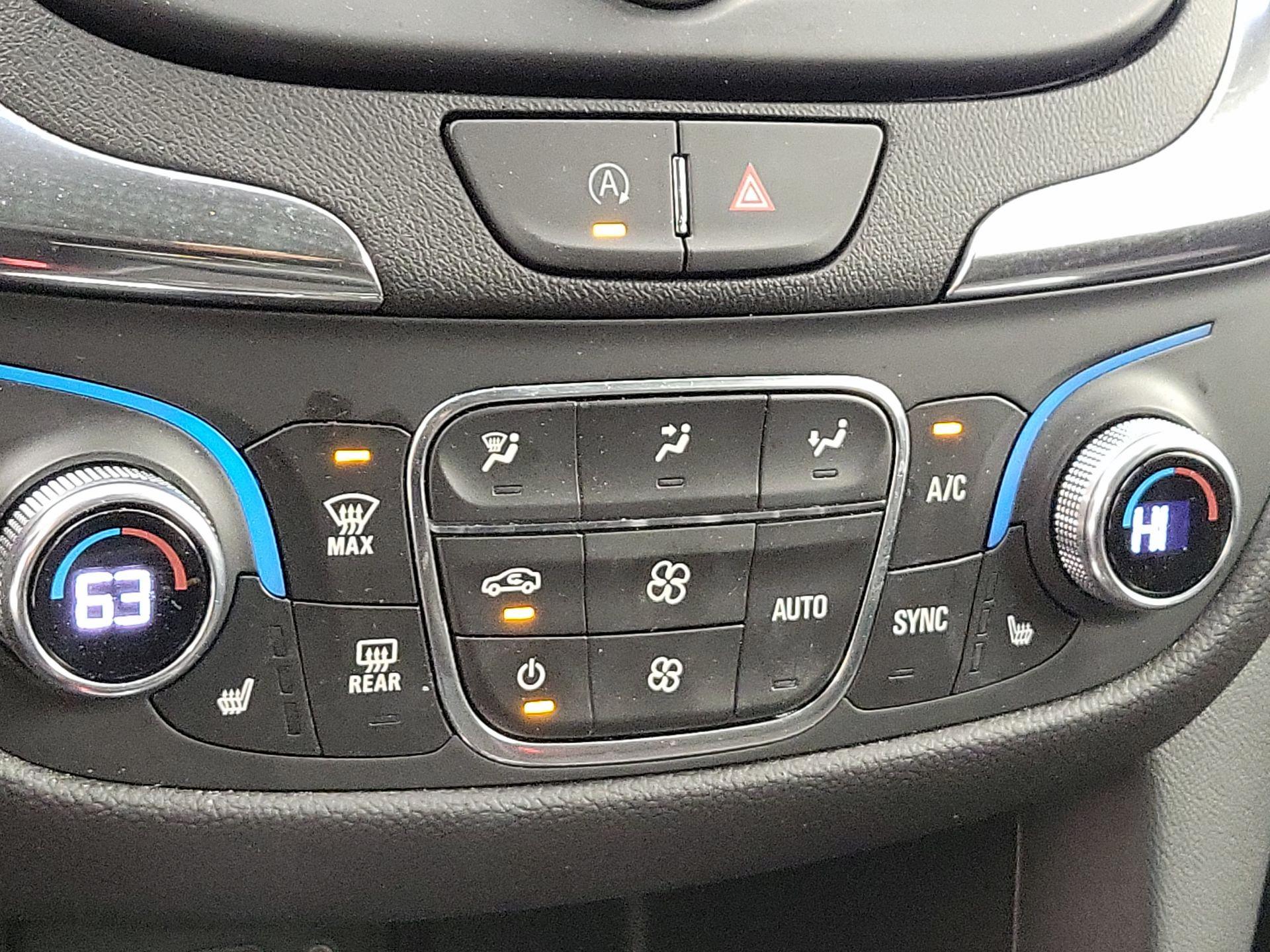 Thumbnail: 2022 Chevrolet Equinox - 16