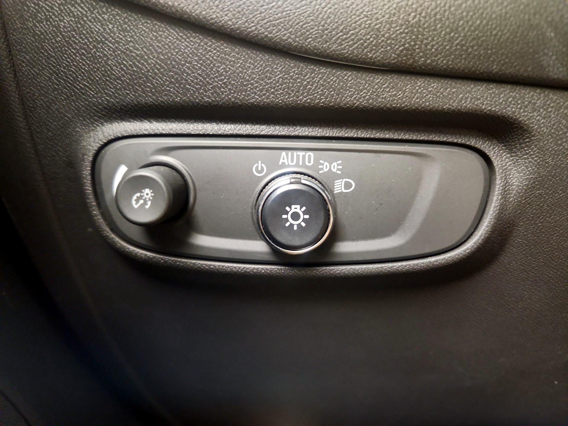 Thumbnail: 2023 Chevrolet Equinox - 13