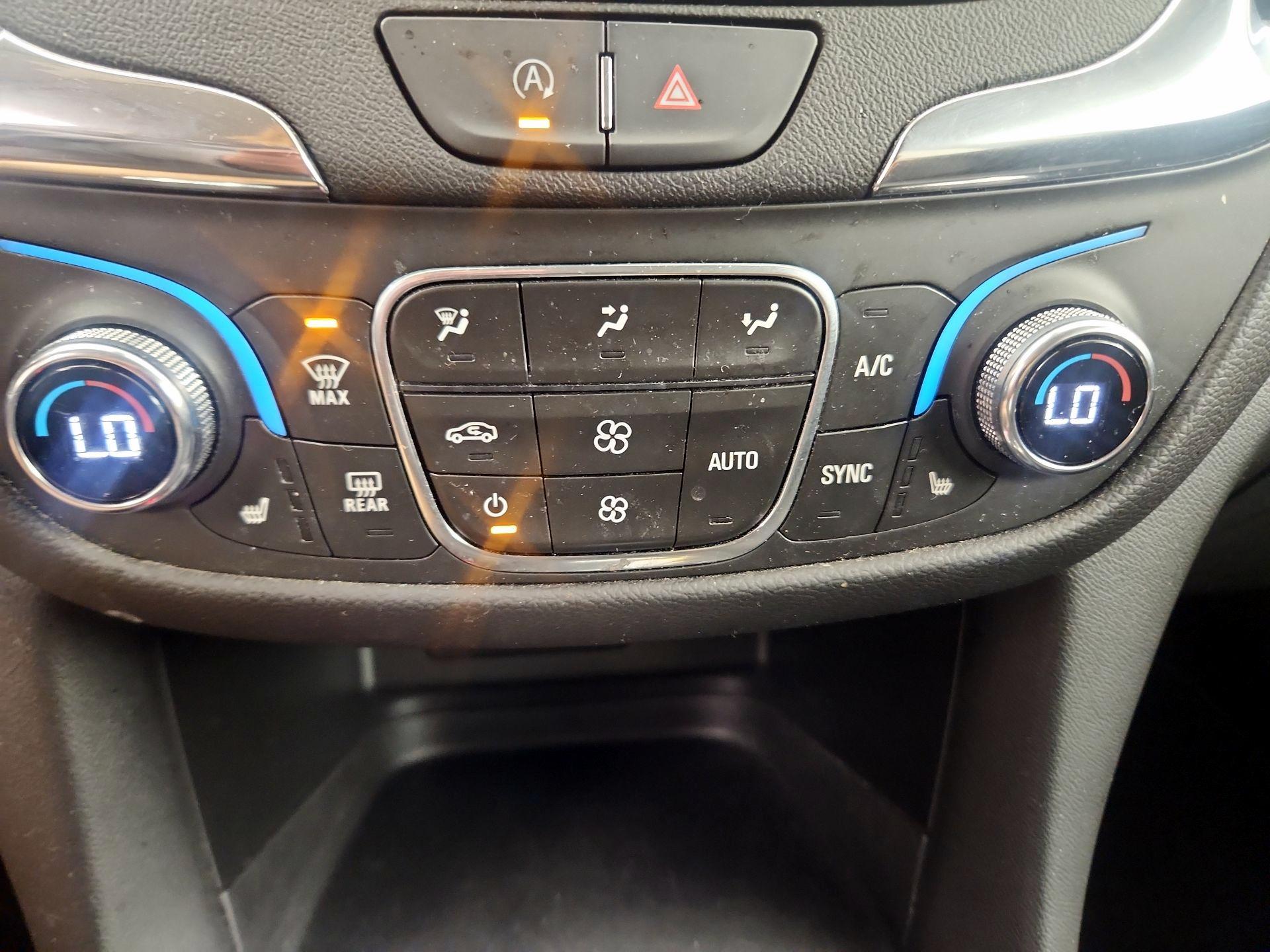 Thumbnail: 2023 Chevrolet Equinox - 16