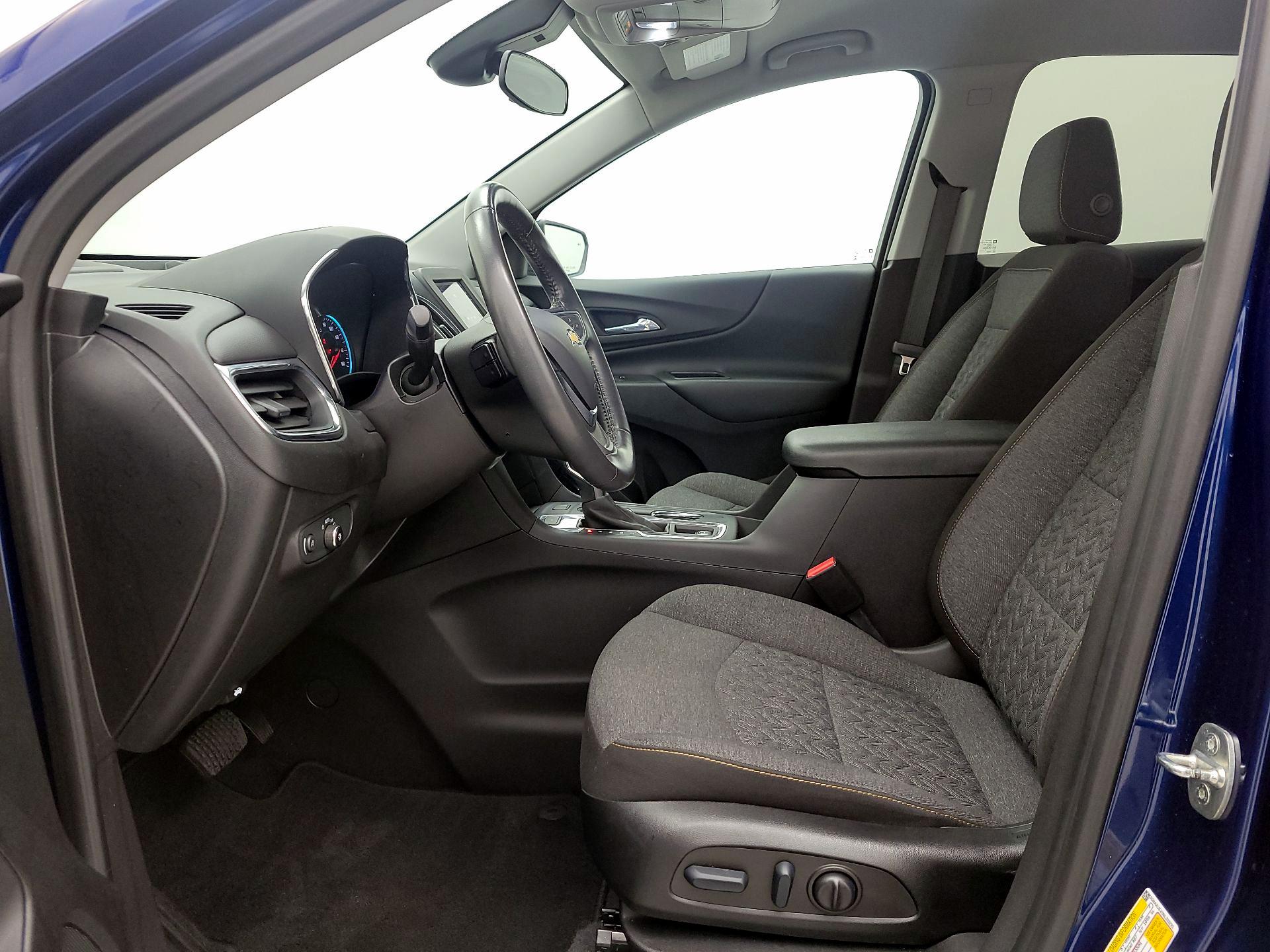 Thumbnail: 2022 Chevrolet Equinox - 11