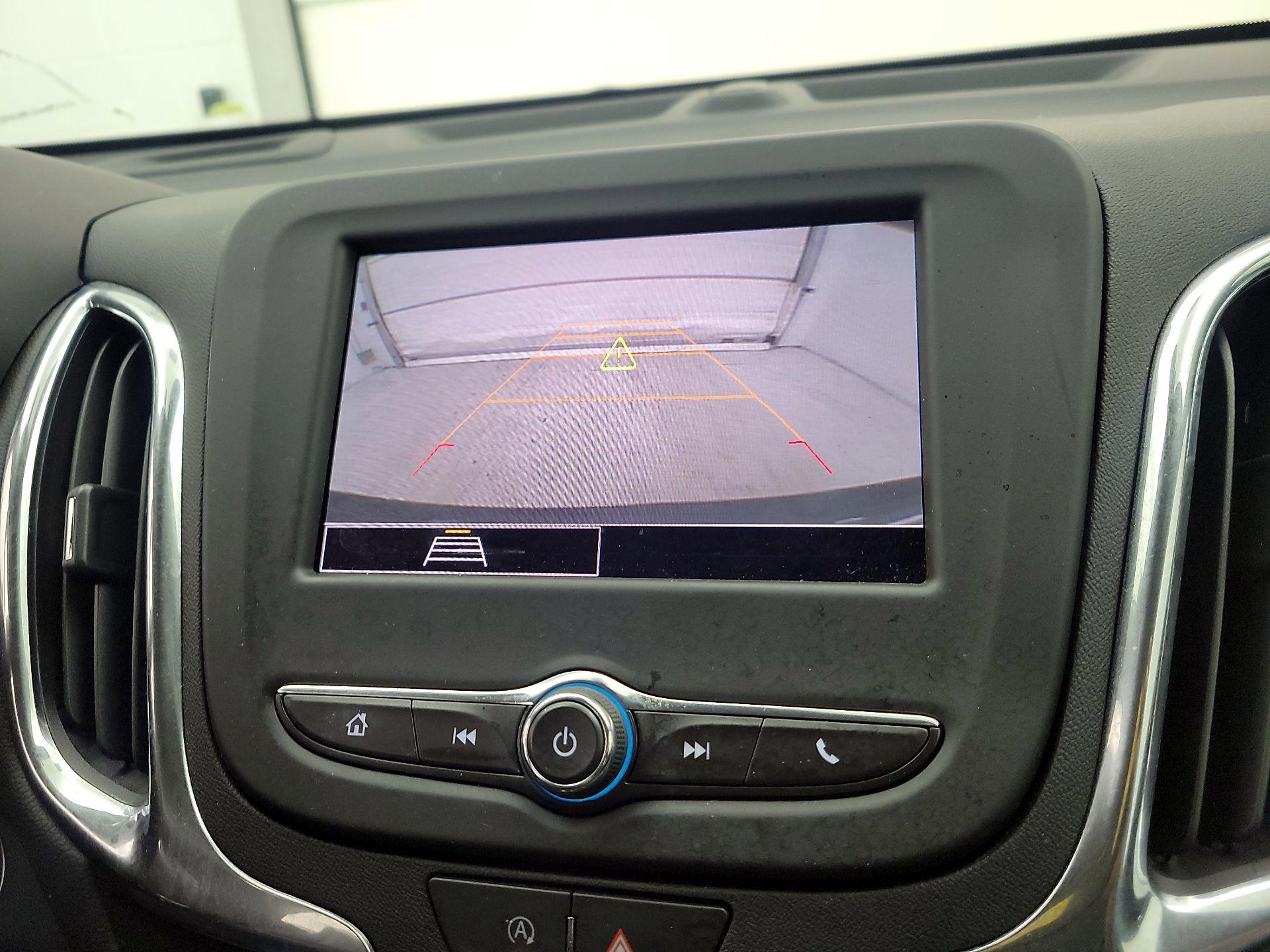 Thumbnail: 2022 Chevrolet Equinox - 14