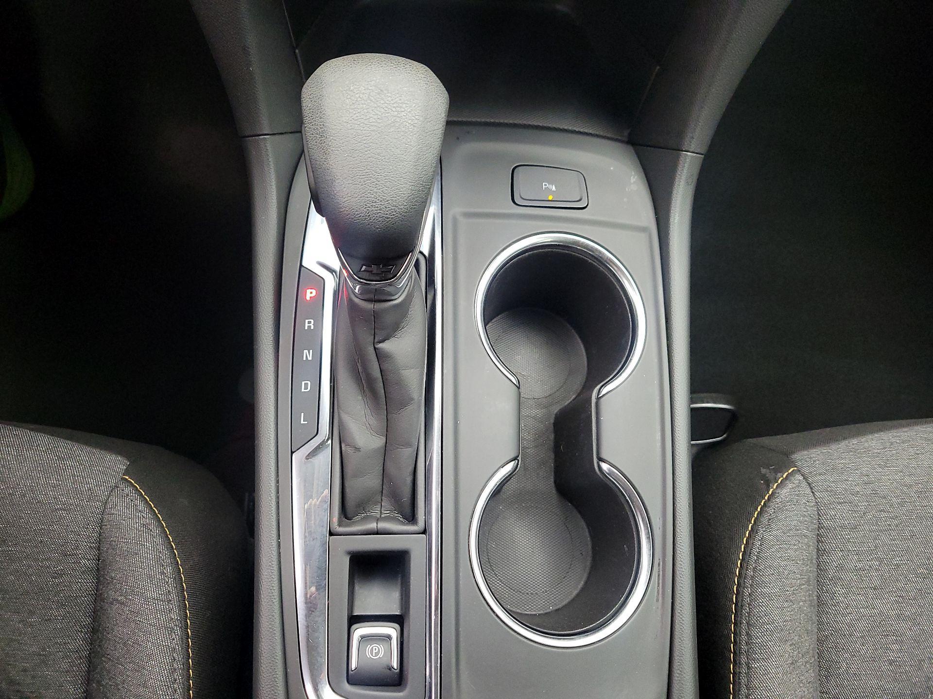 Thumbnail: 2022 Chevrolet Equinox - 17