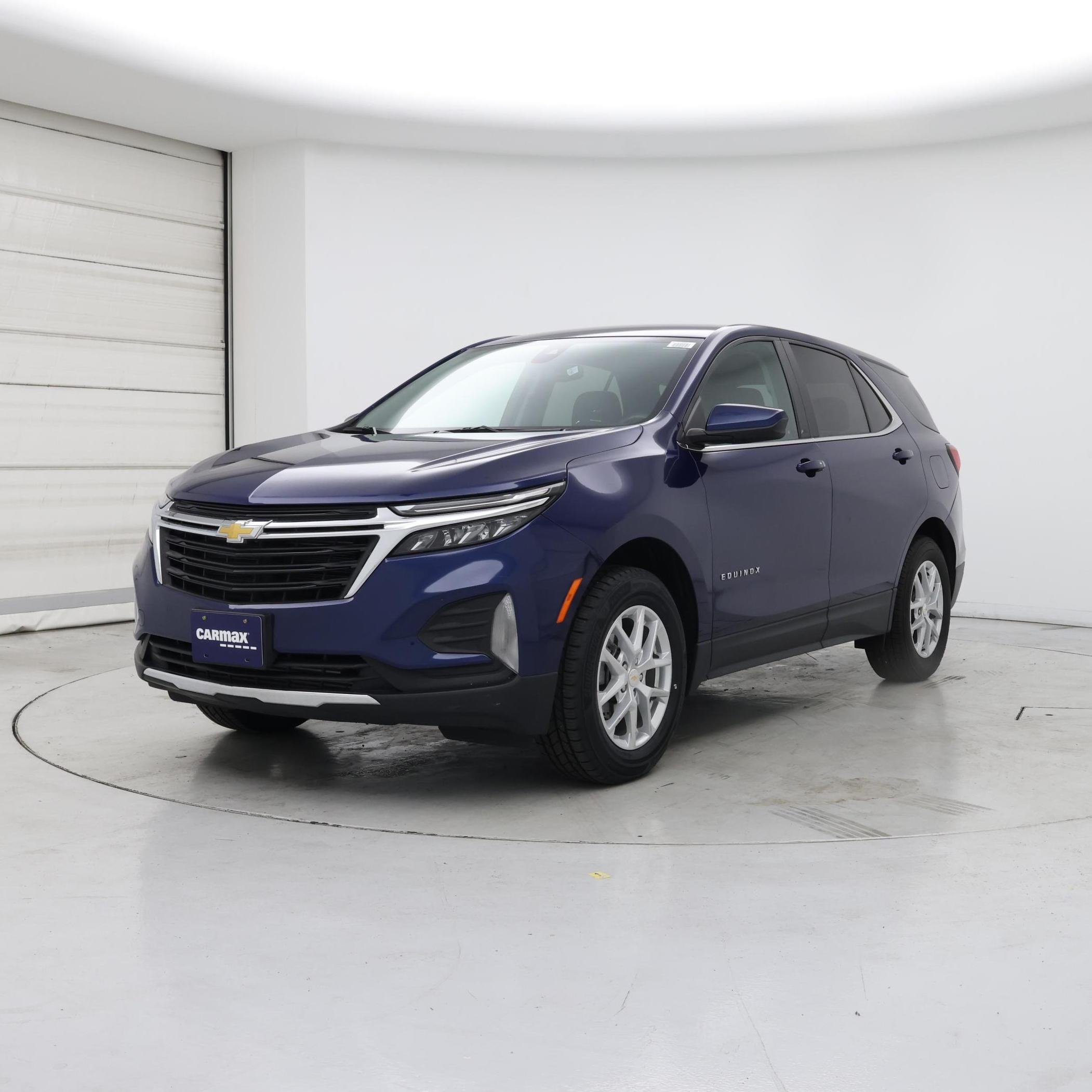 Thumbnail: 2022 Chevrolet Equinox - 4