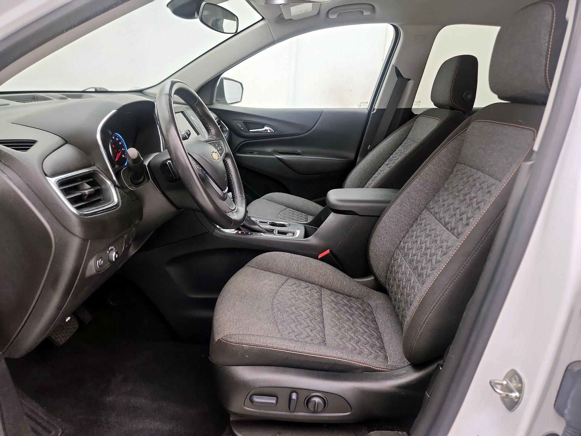 Thumbnail: 2022 Chevrolet Equinox - 11