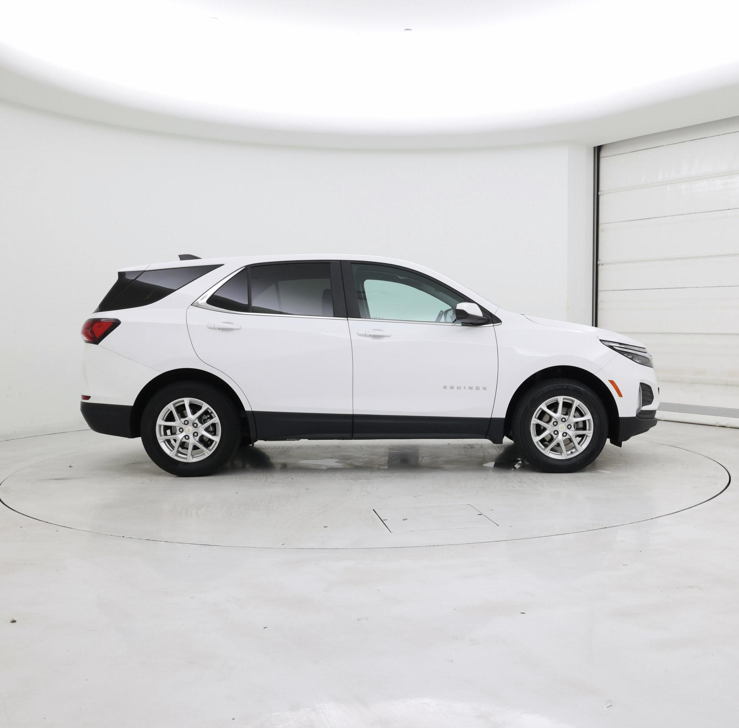 Thumbnail: 2022 Chevrolet Equinox - 7