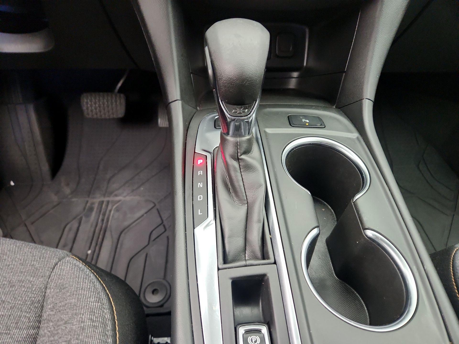 Thumbnail: 2022 Chevrolet Equinox - 17