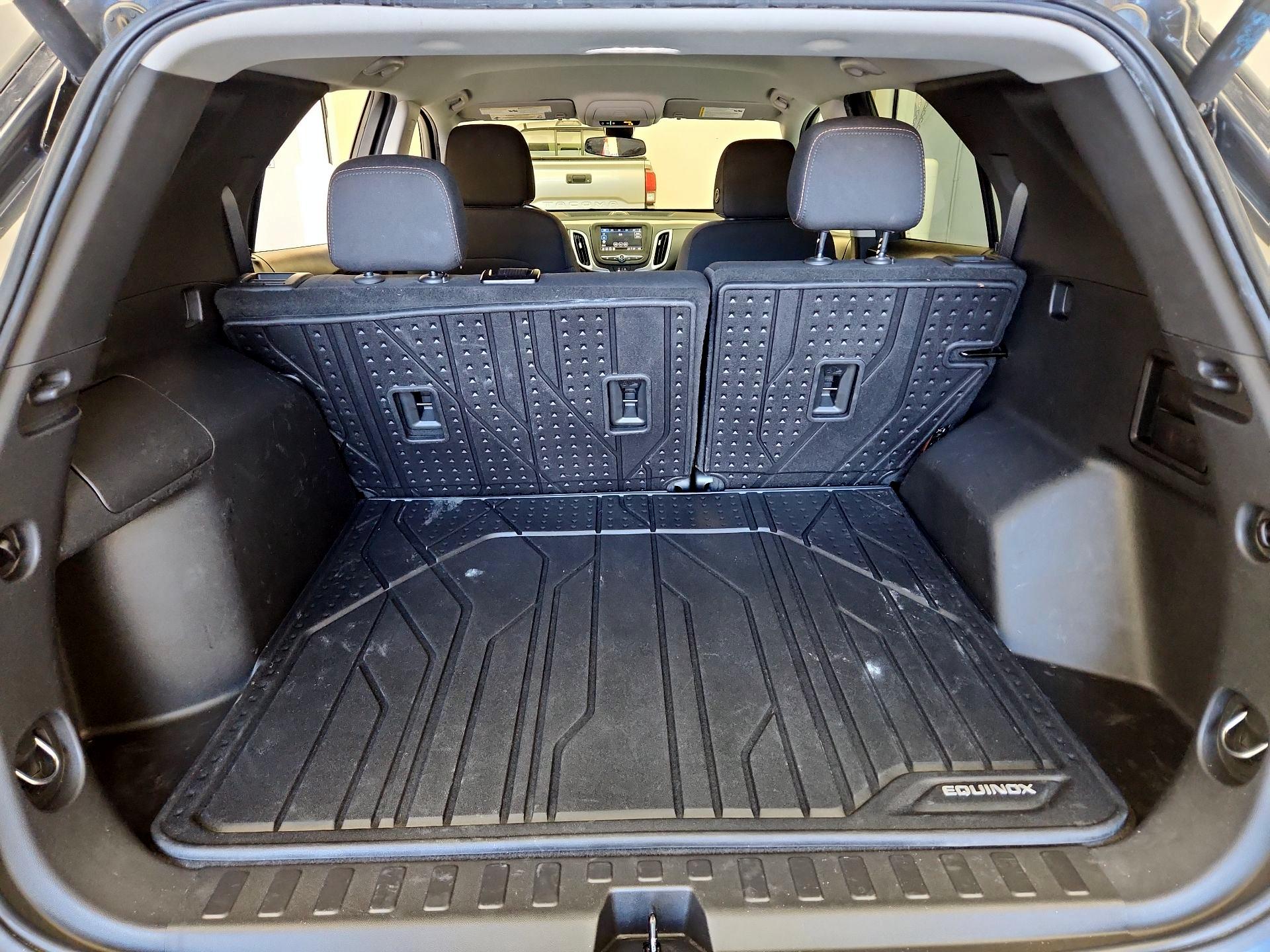 Thumbnail: 2022 Chevrolet Equinox - 20