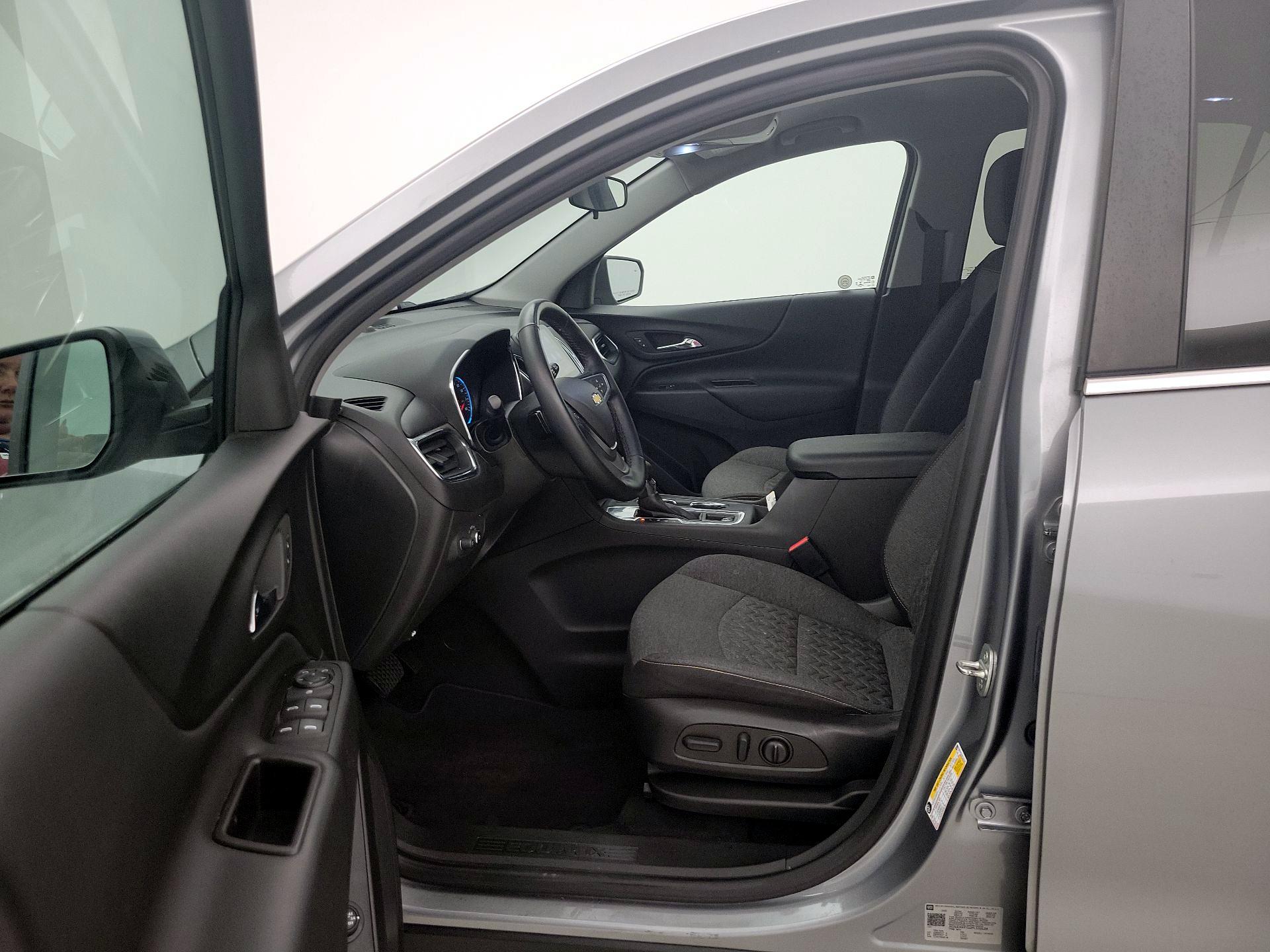 Thumbnail: 2023 Chevrolet Equinox - 11