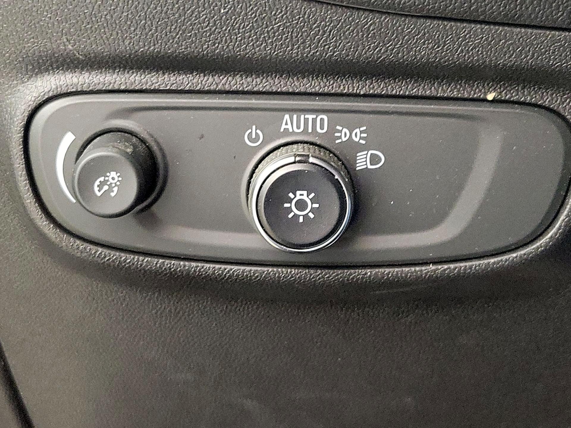 Thumbnail: 2023 Chevrolet Equinox - 13