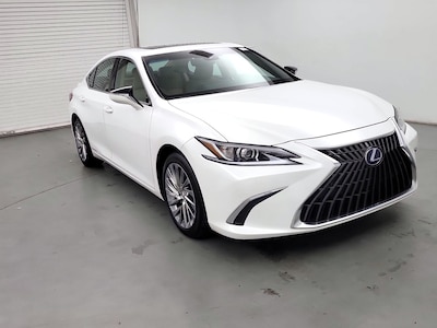 White 2022 Lexus ES 300h Luxury