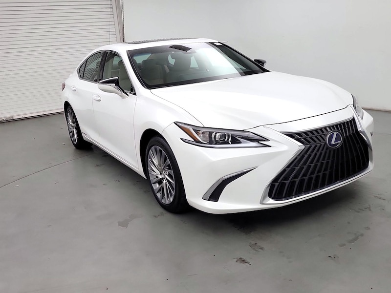 2022 Lexus ES 300h Luxury