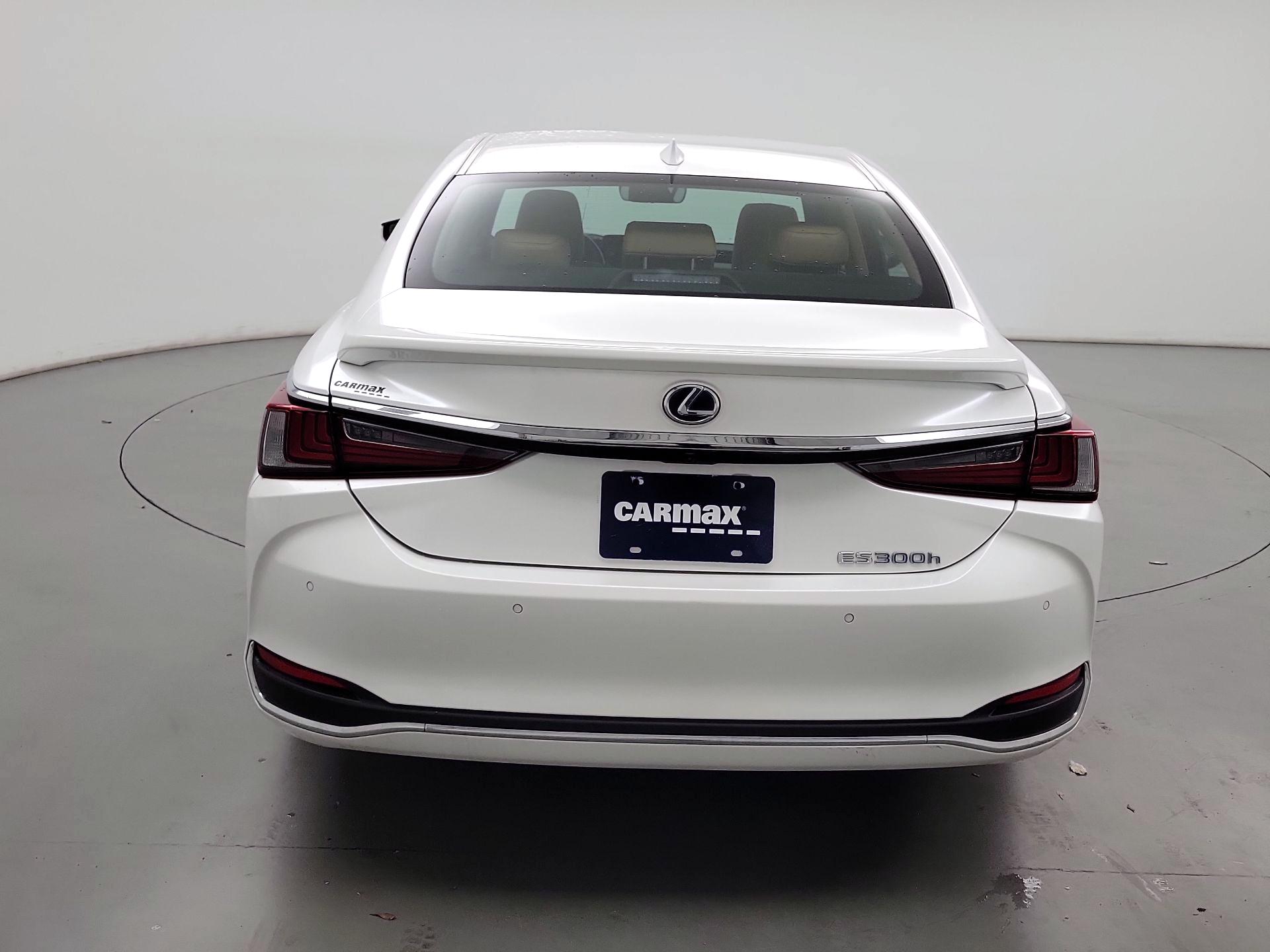 Thumbnail: 2022 Lexus ES - 6