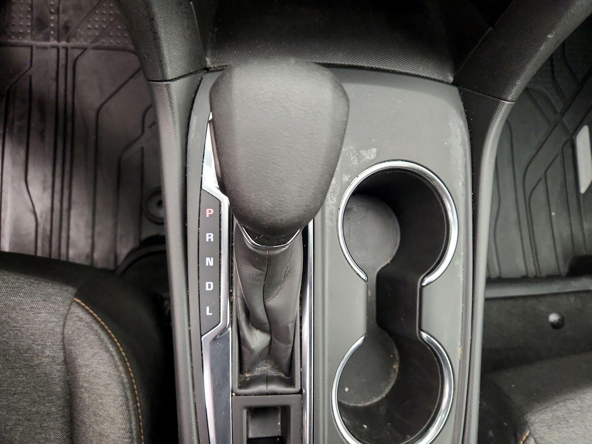 Thumbnail: 2022 Chevrolet Equinox - 17