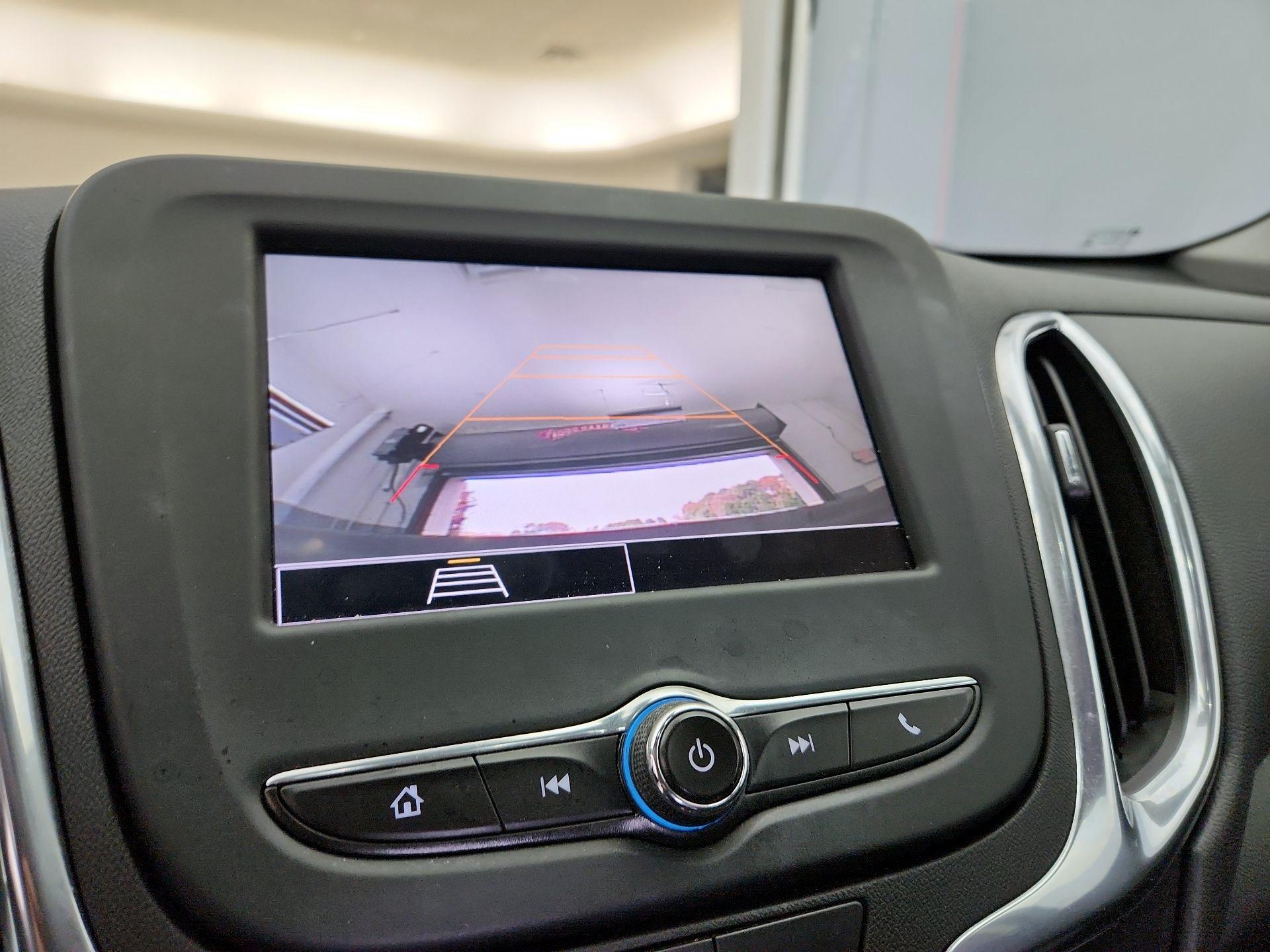 Thumbnail: 2022 Chevrolet Equinox - 15