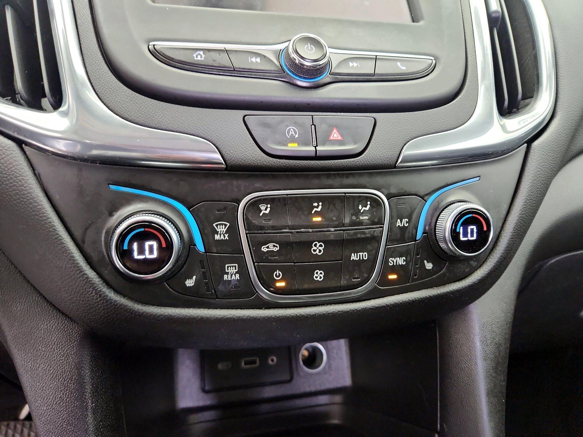 Thumbnail: 2022 Chevrolet Equinox - 17