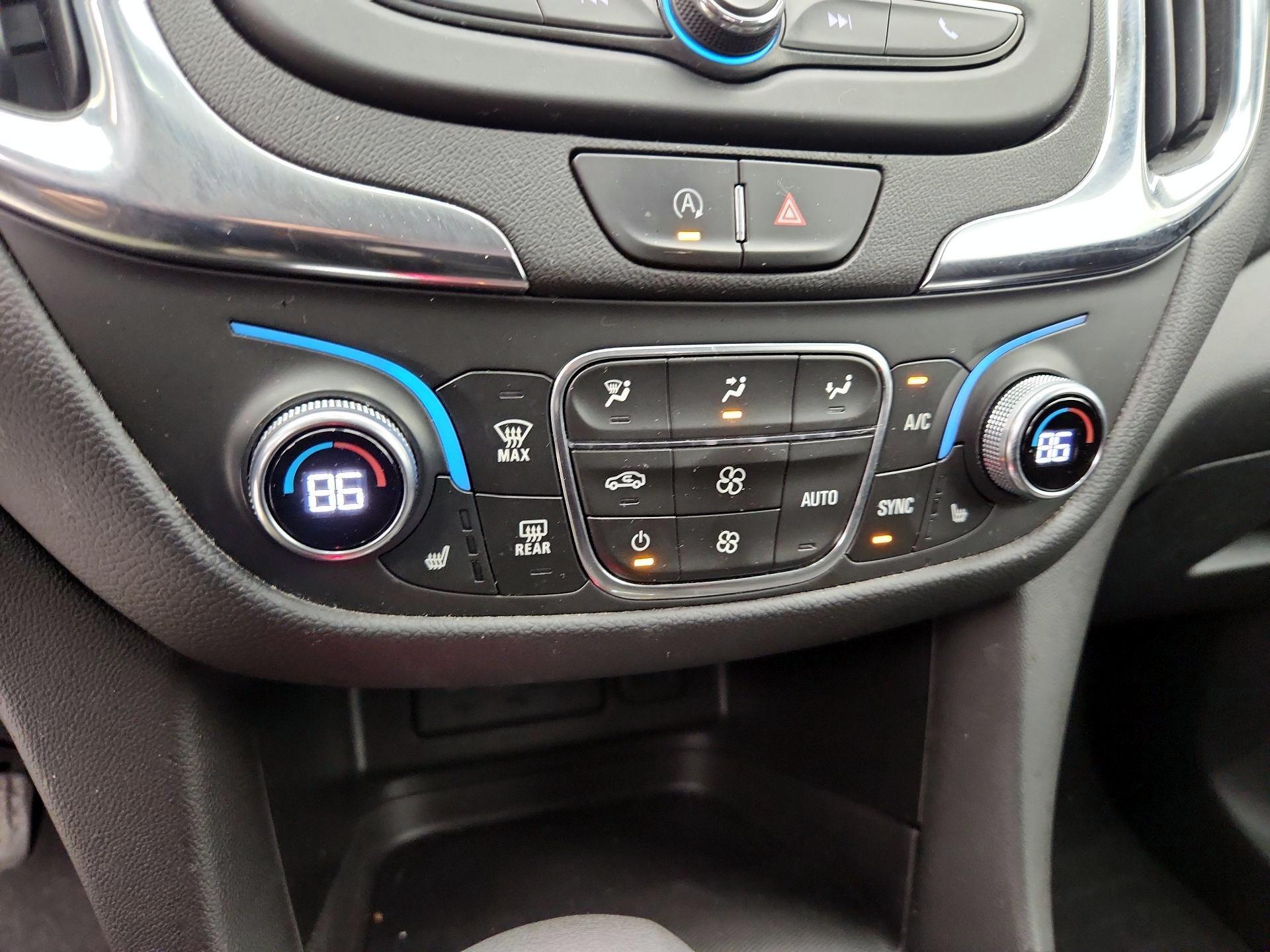 Thumbnail: 2022 Chevrolet Equinox - 16