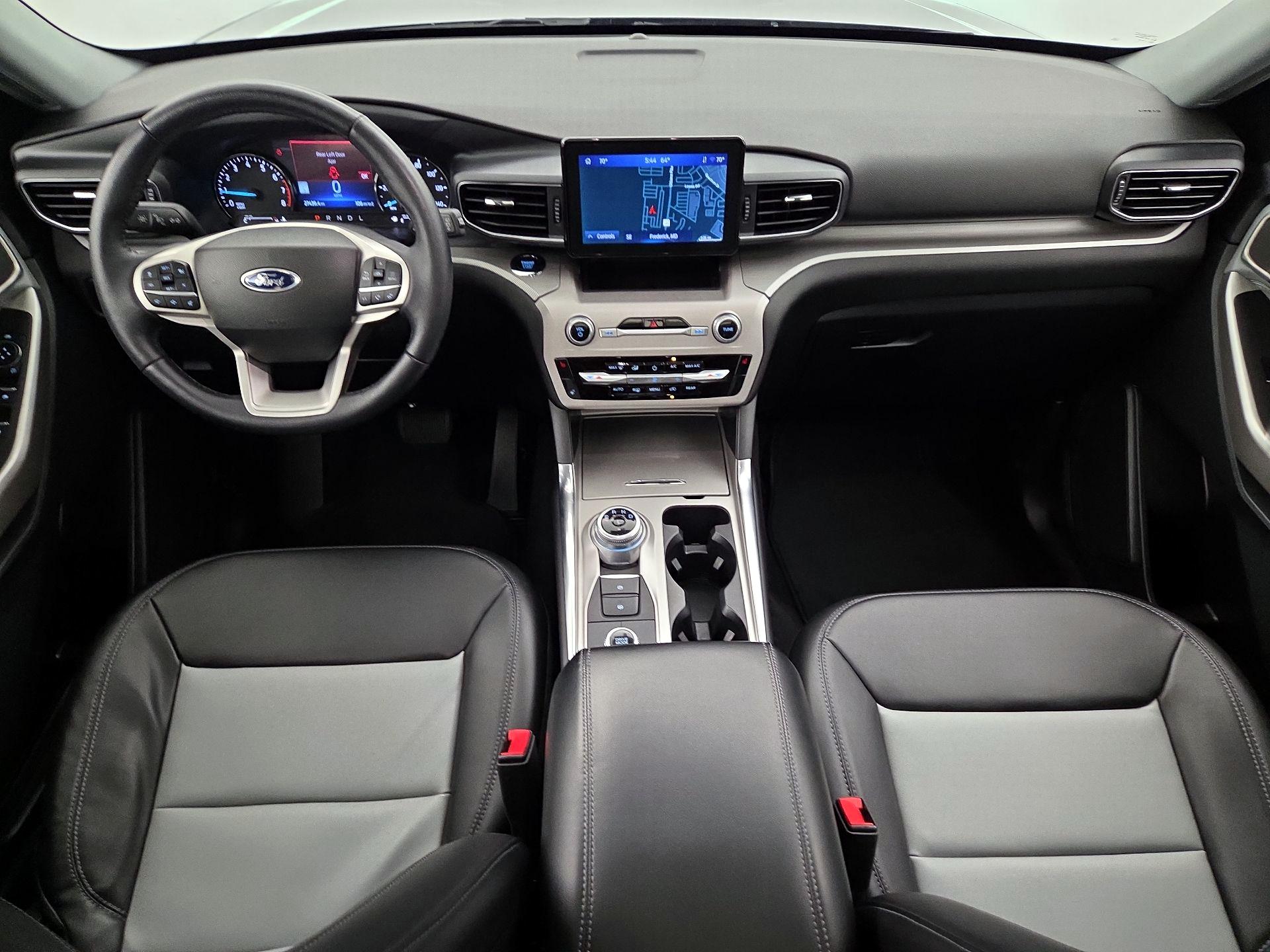 Thumbnail: 2023 Ford Explorer - 9