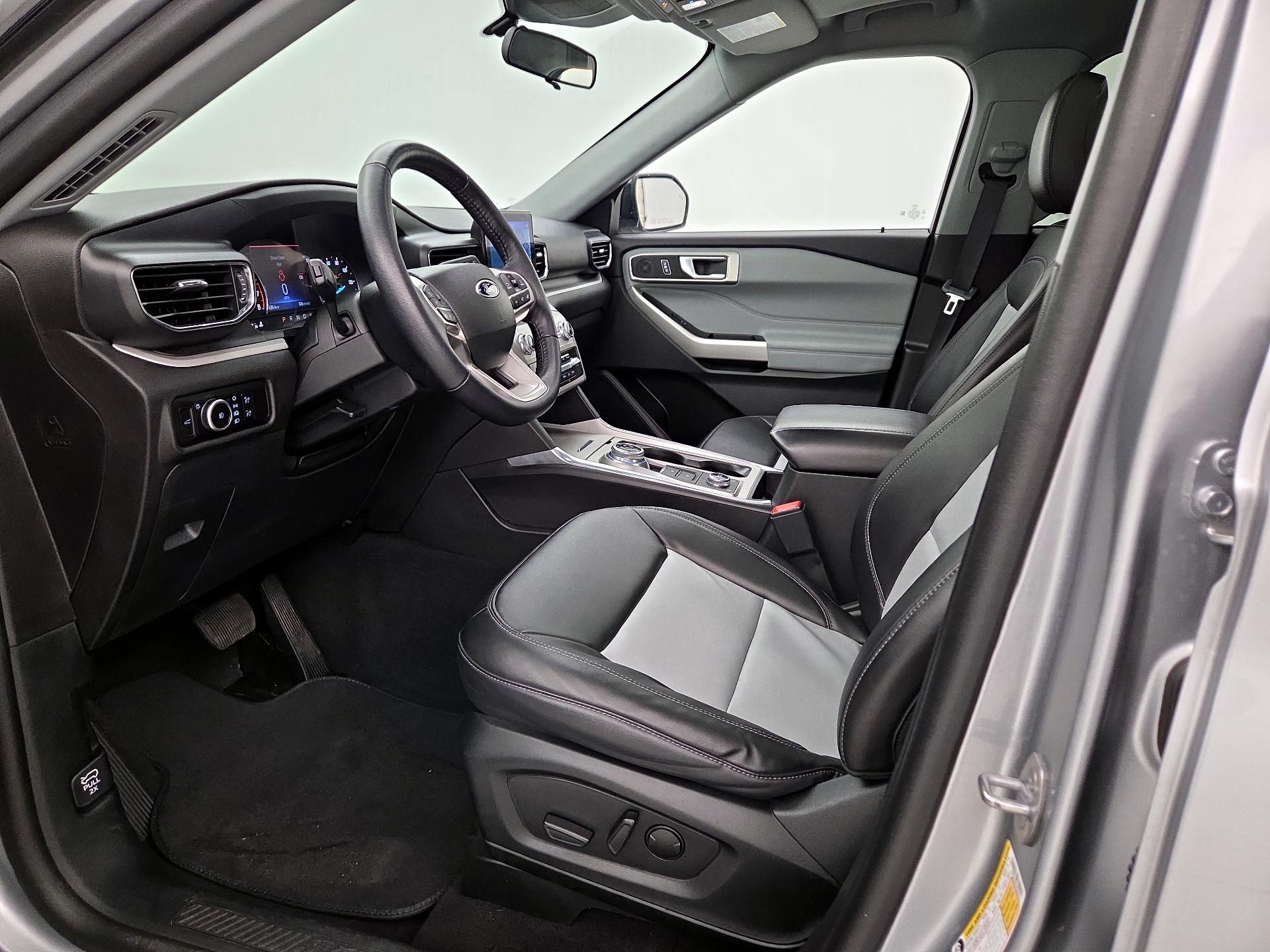 Thumbnail: 2023 Ford Explorer - 11