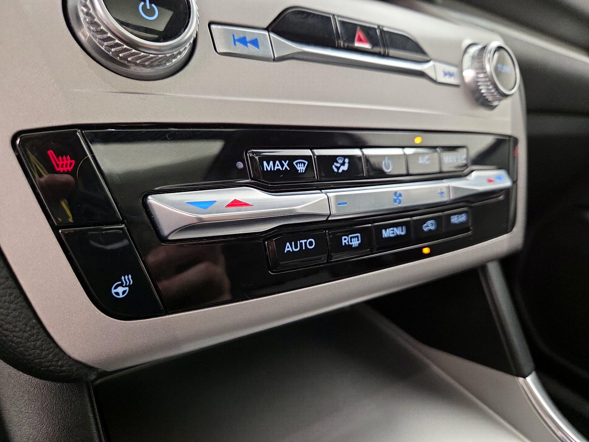 Thumbnail: 2023 Ford Explorer - 17