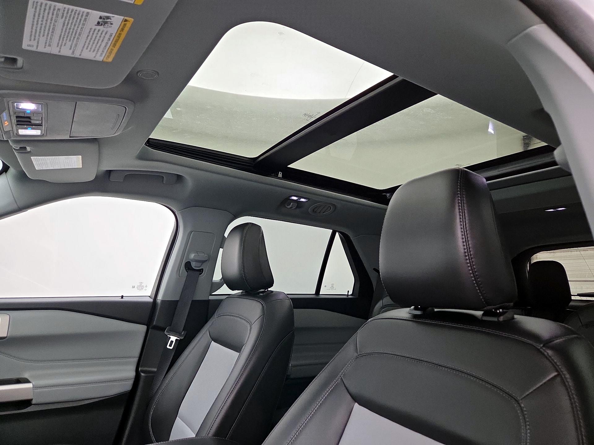 Thumbnail: 2023 Ford Explorer - 20