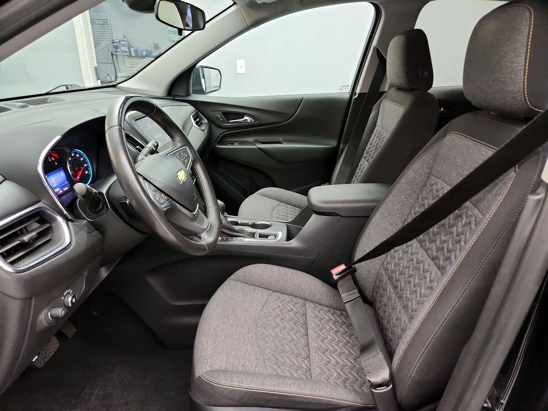 Thumbnail: 2022 Chevrolet Equinox - 11