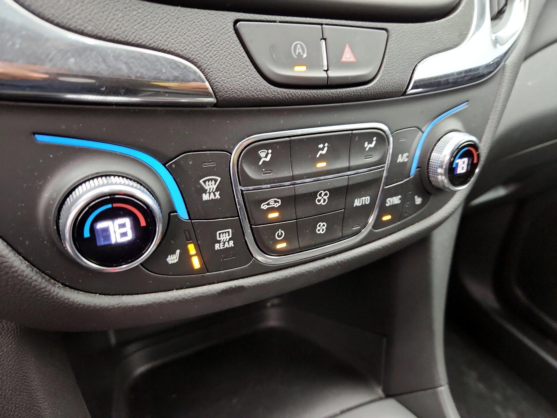 Thumbnail: 2022 Chevrolet Equinox - 16