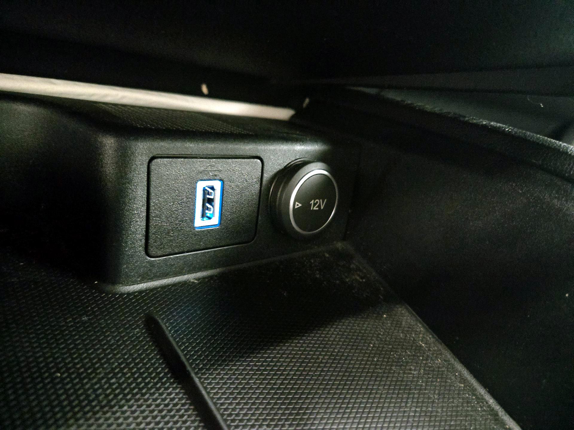 Thumbnail: 2020 Ford Escape - 18