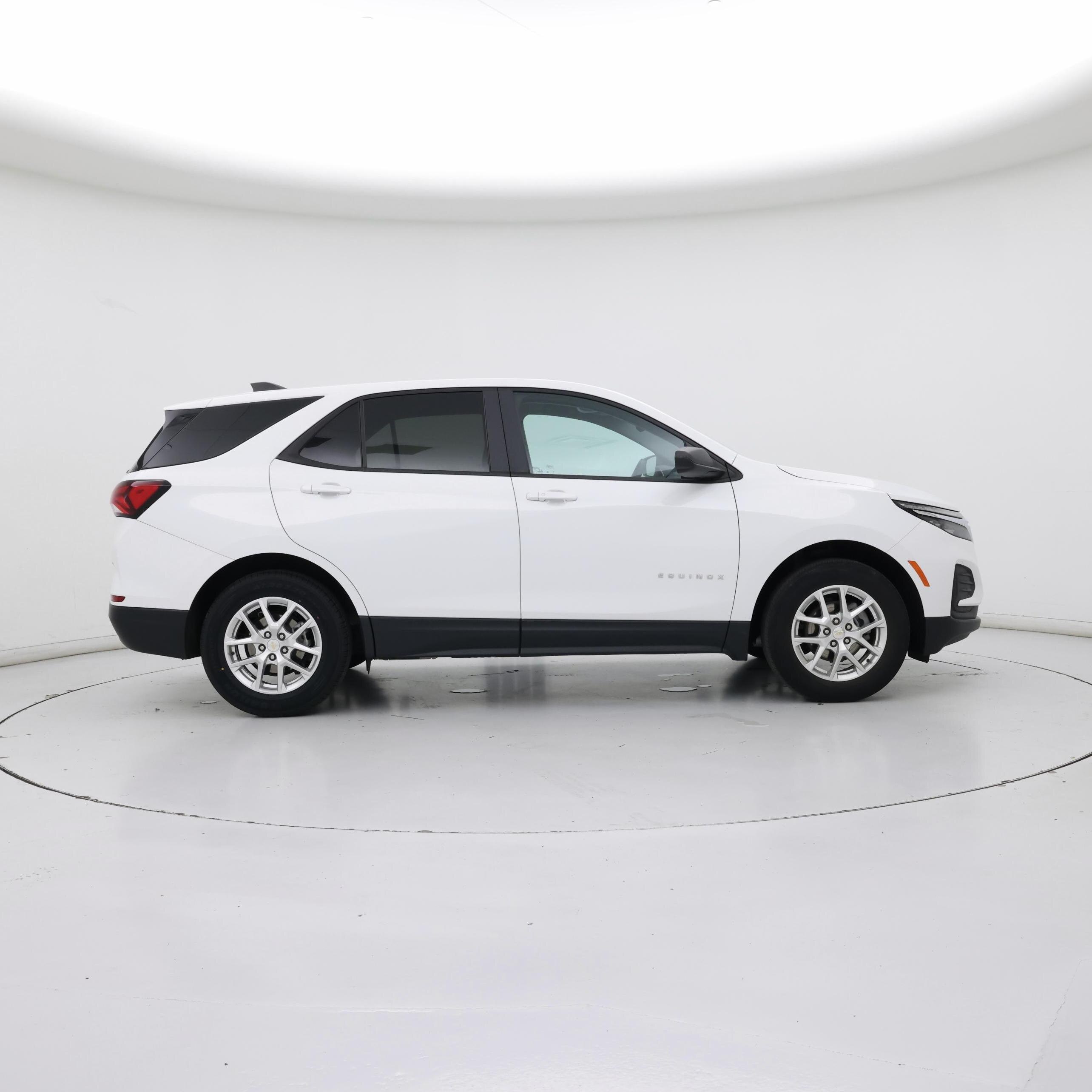 Thumbnail: 2022 Chevrolet Equinox - 7