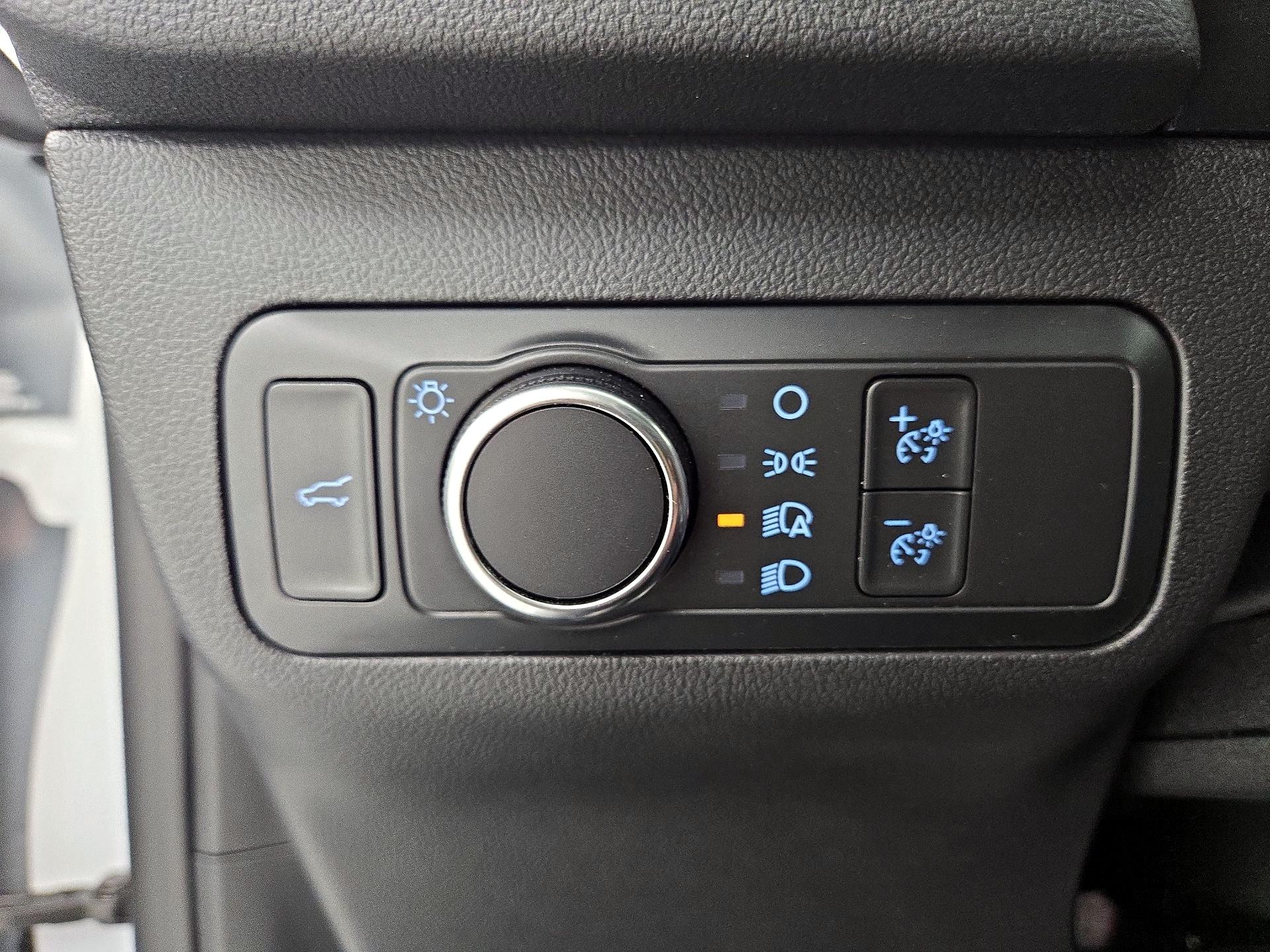 Thumbnail: 2022 Ford Escape - 13