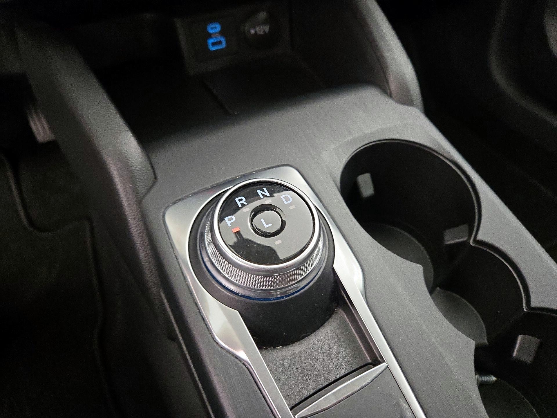 Thumbnail: 2022 Ford Escape - 17