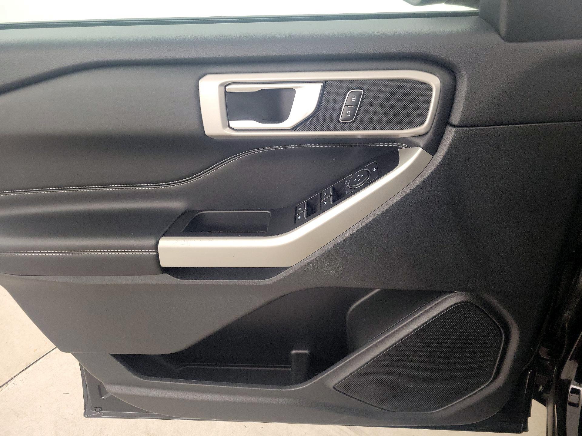 Thumbnail: 2022 Ford Explorer - 12