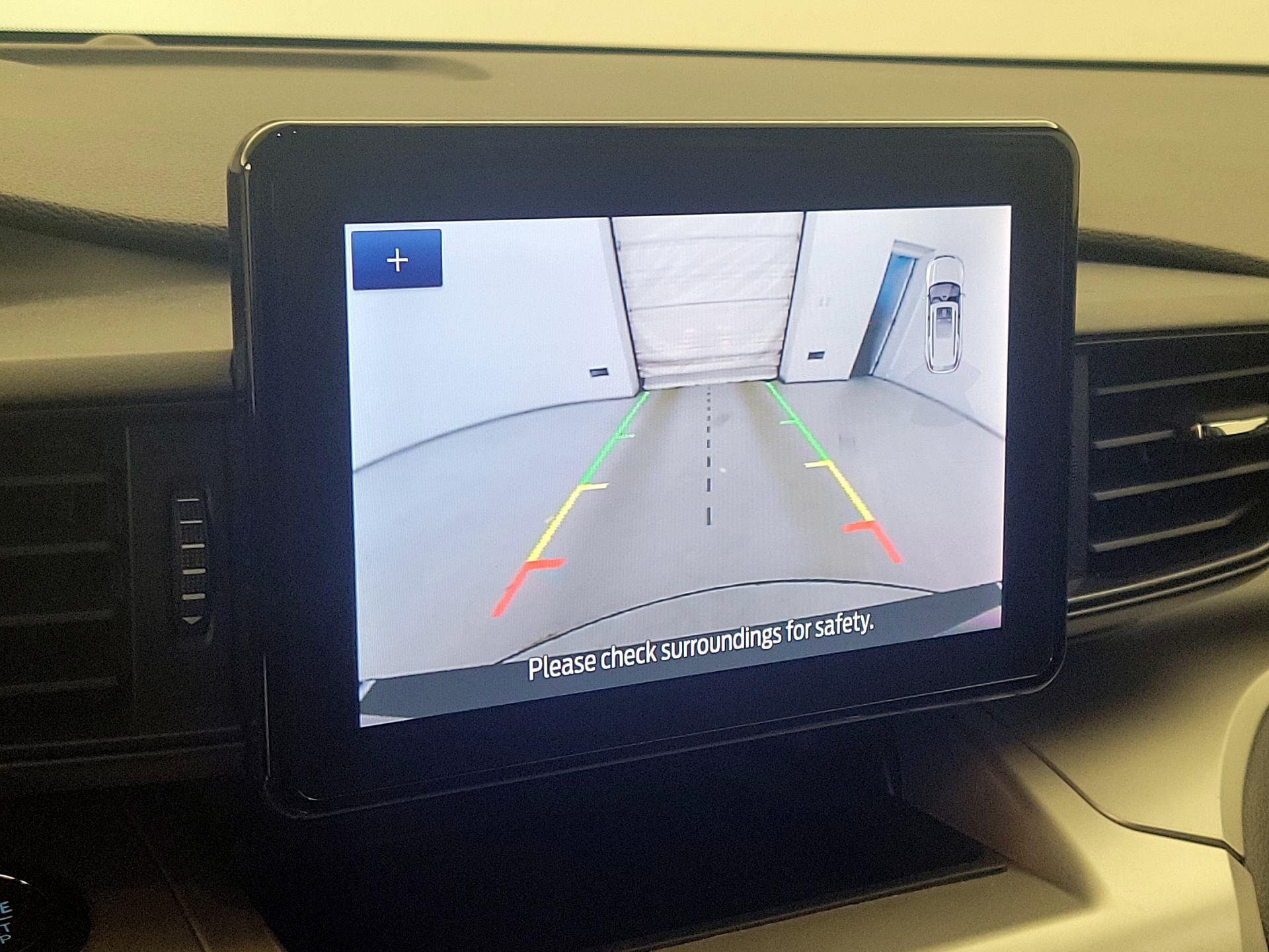 Thumbnail: 2022 Ford Explorer - 14