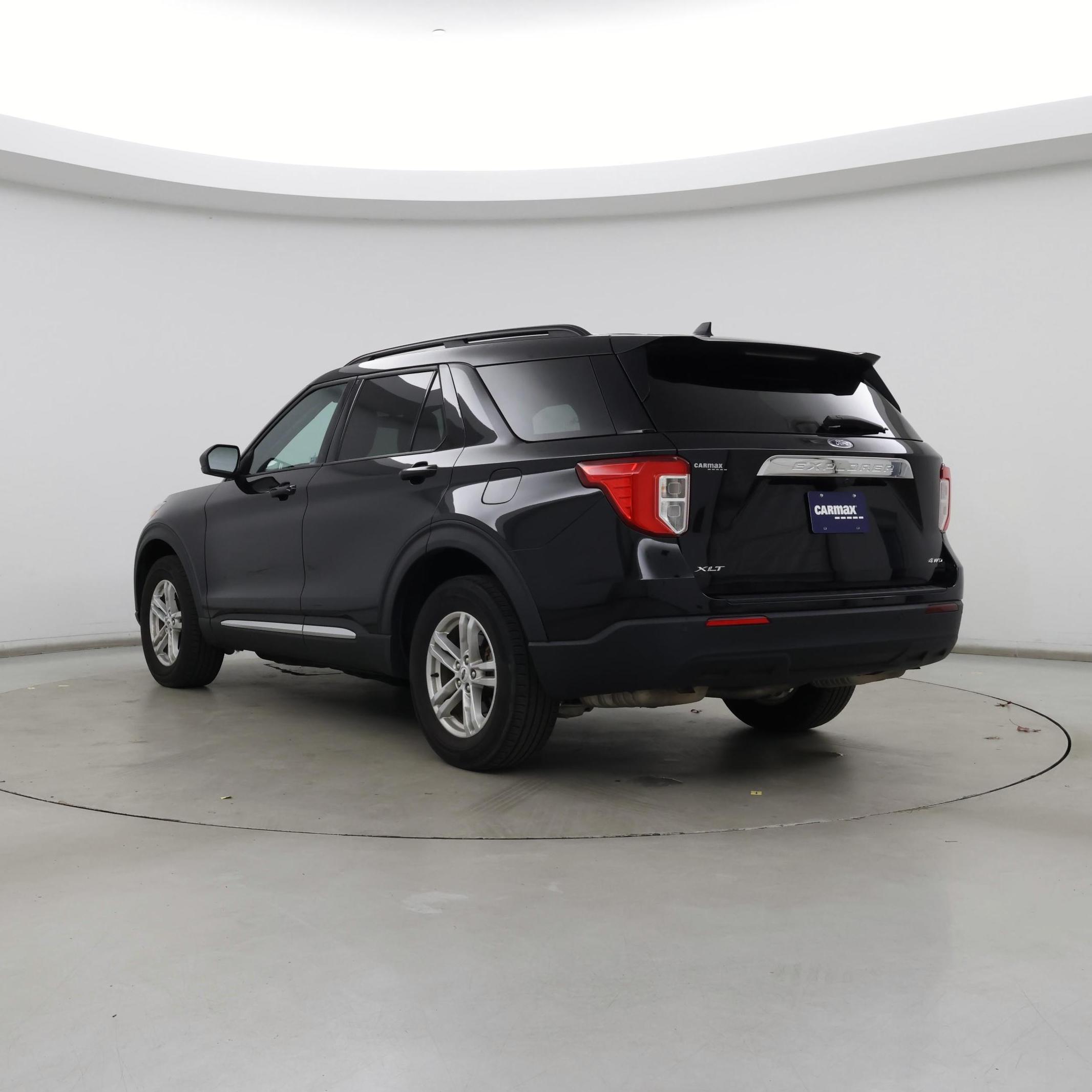 Thumbnail: 2022 Ford Explorer - 2