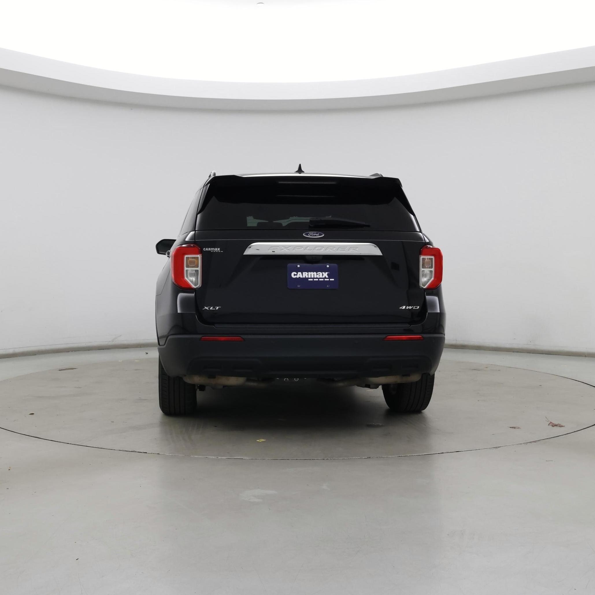 Thumbnail: 2022 Ford Explorer - 6