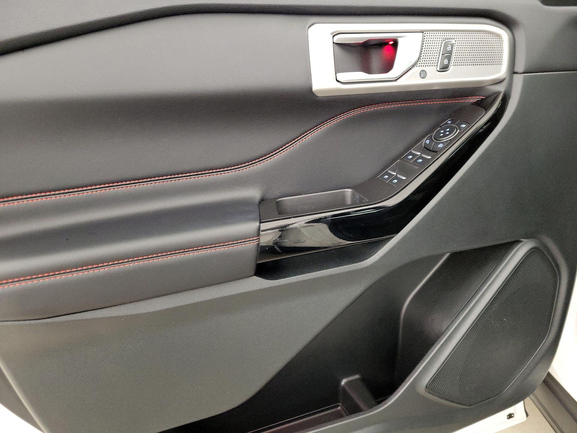 Thumbnail: 2023 Ford Explorer - 12