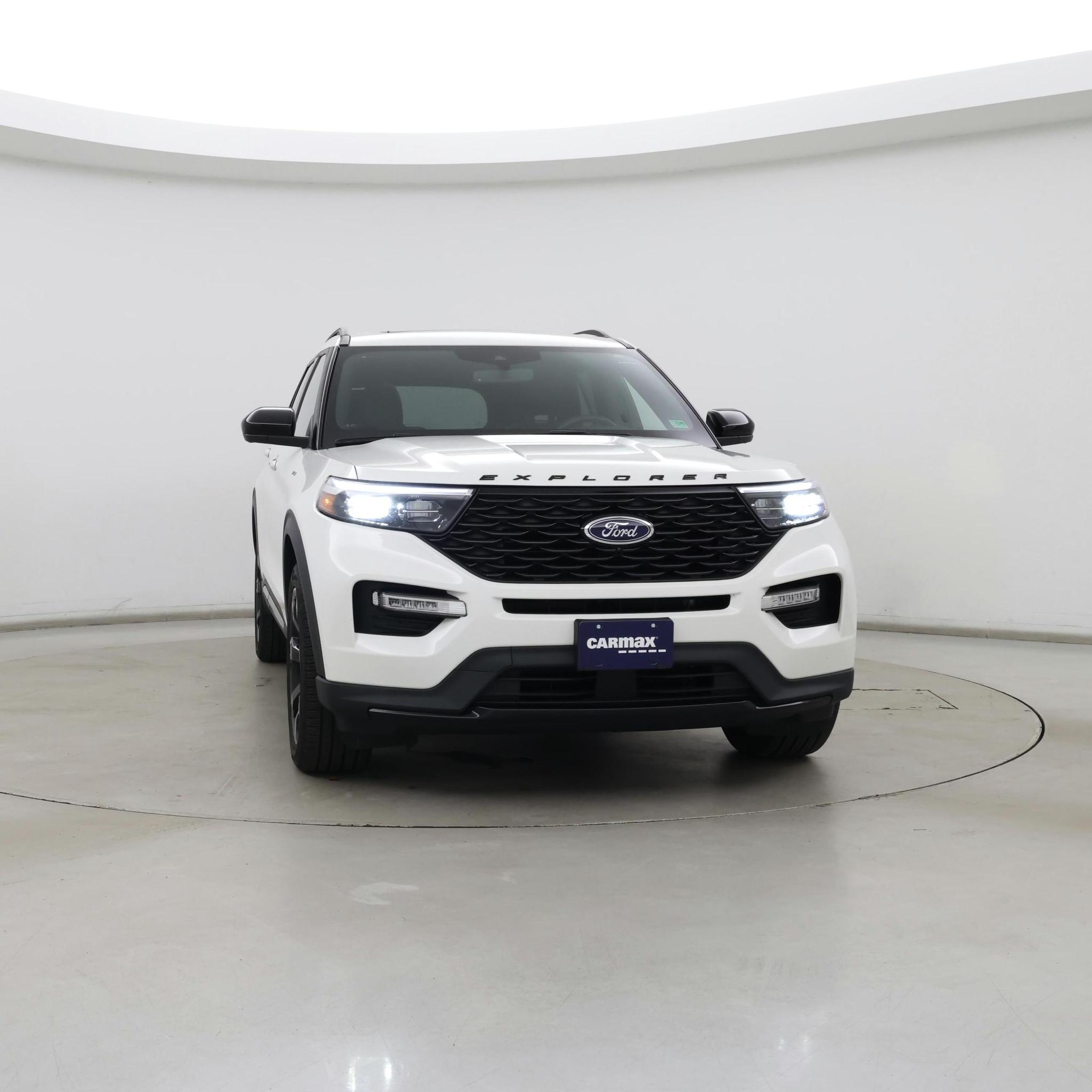 Thumbnail: 2023 Ford Explorer - 5